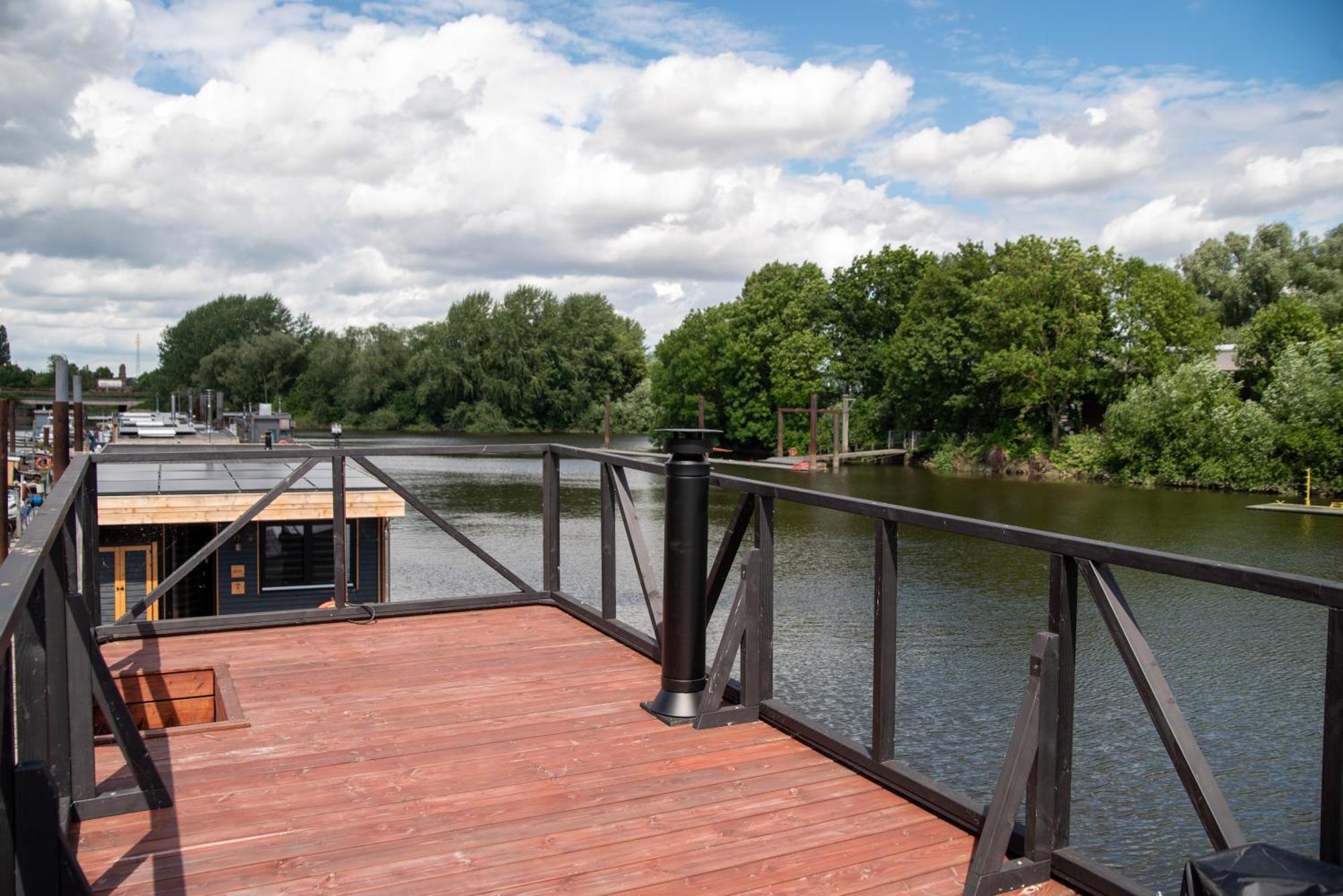 Botel Tiny-hausboot Likedeeler Mit Dachterasse Und Kamin *