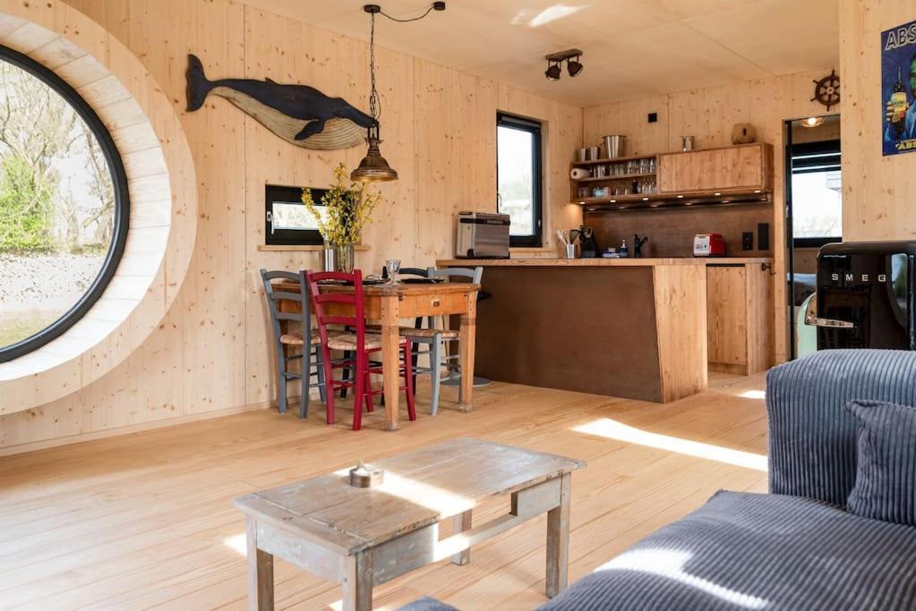 Hausboot Diva Mit Kamin - Winter Auf Der Dove Elbe * Hamburg