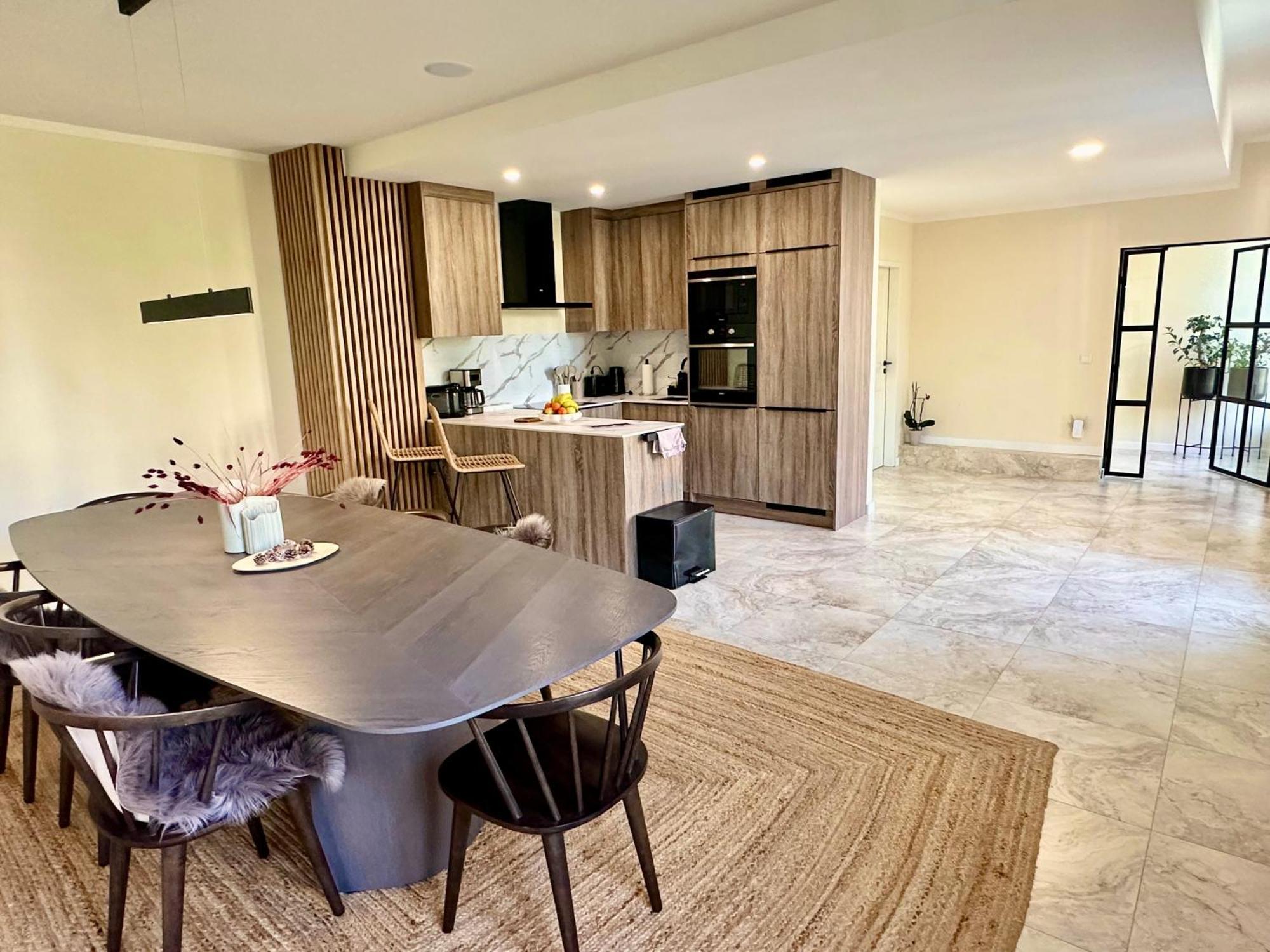Sanierte 5 Luxus Standard Auf 350qm Apartment Hamburg