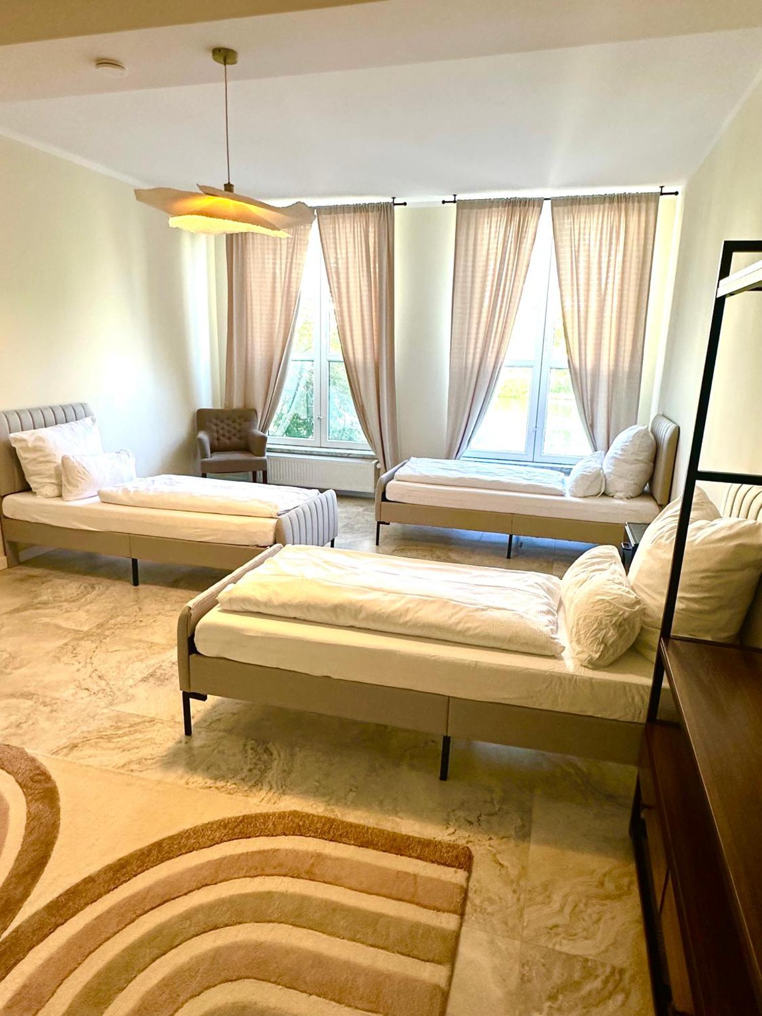 Apartment Sanierte 5 Luxus Standard Auf 350qm