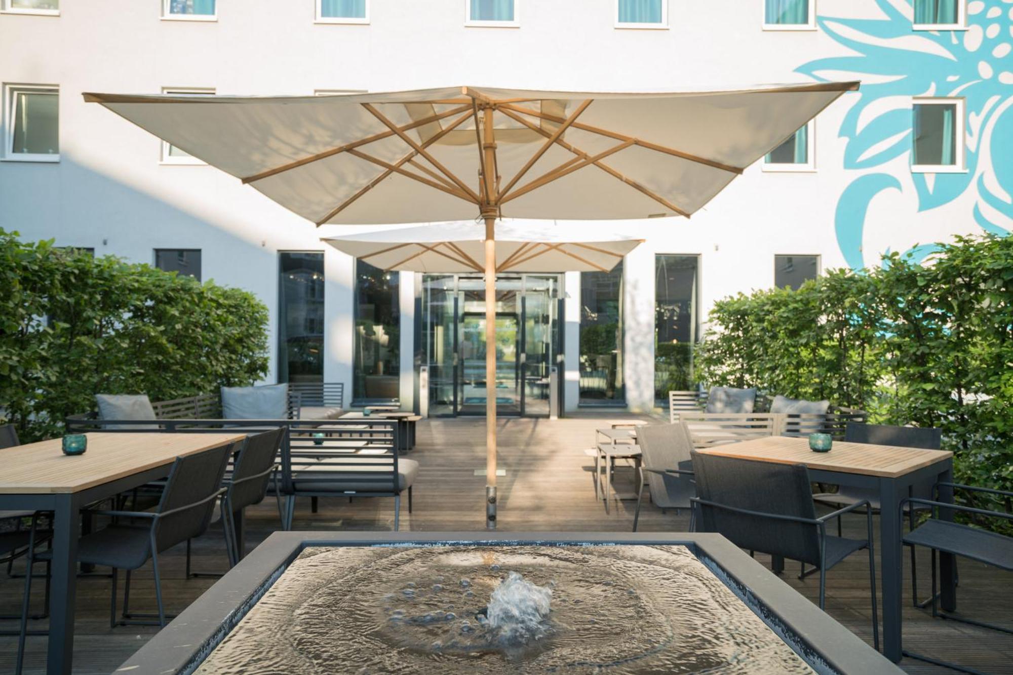 One Airport Hotel 3*