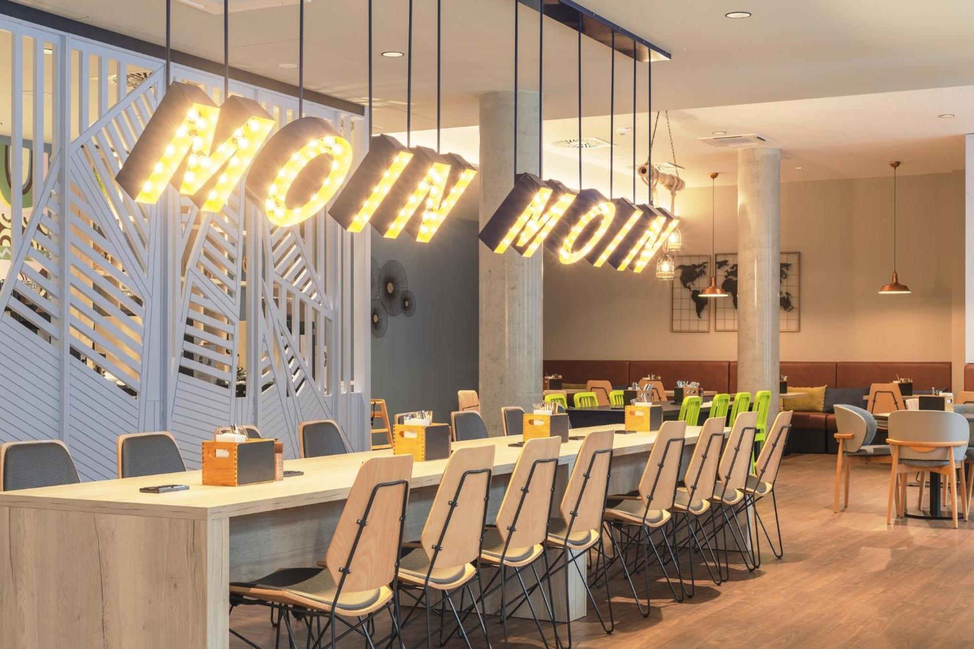 - The Niu, Yen By Ihg Hamburg