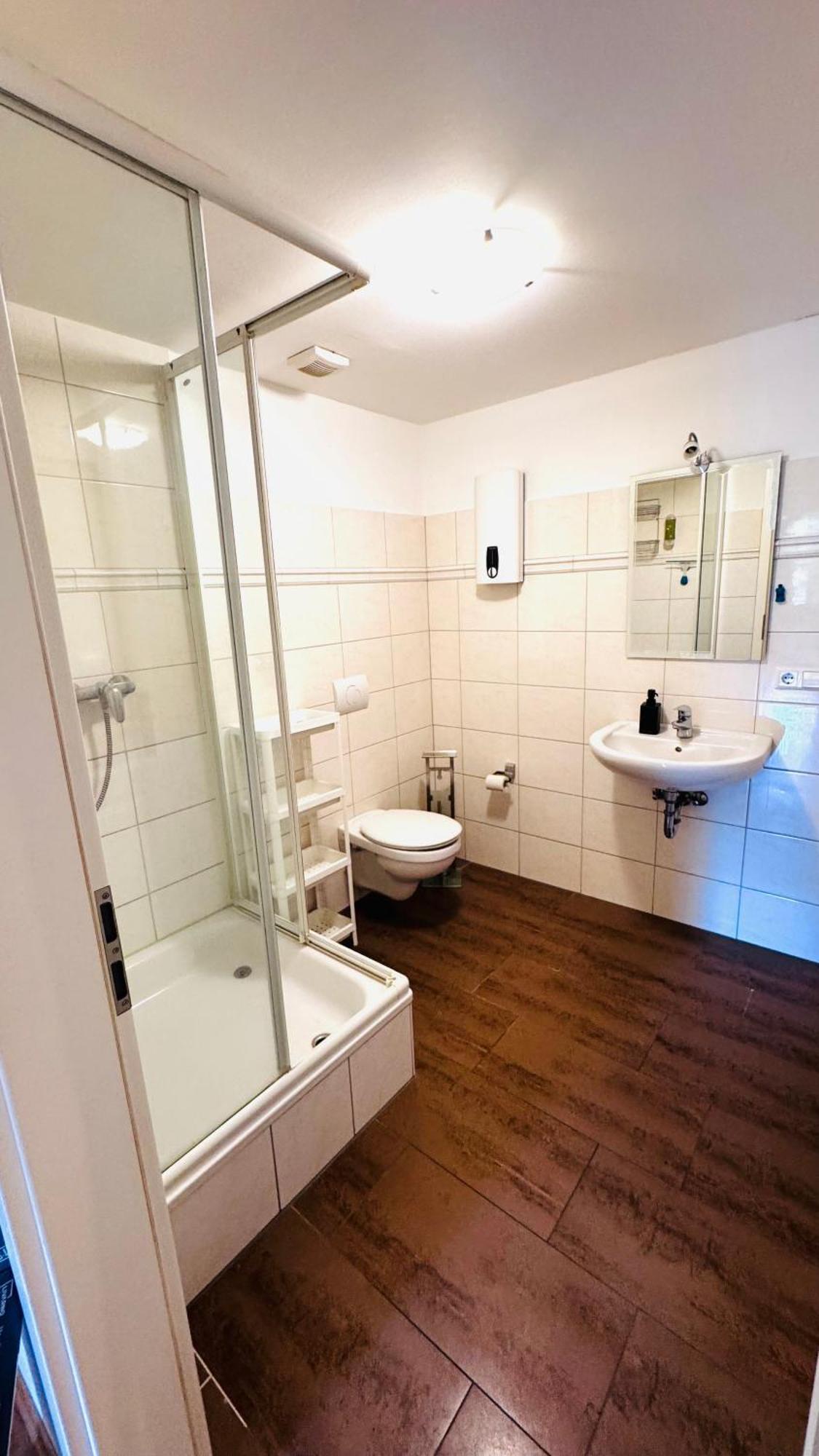 Taparia Segovia Unterkunft Hamburg