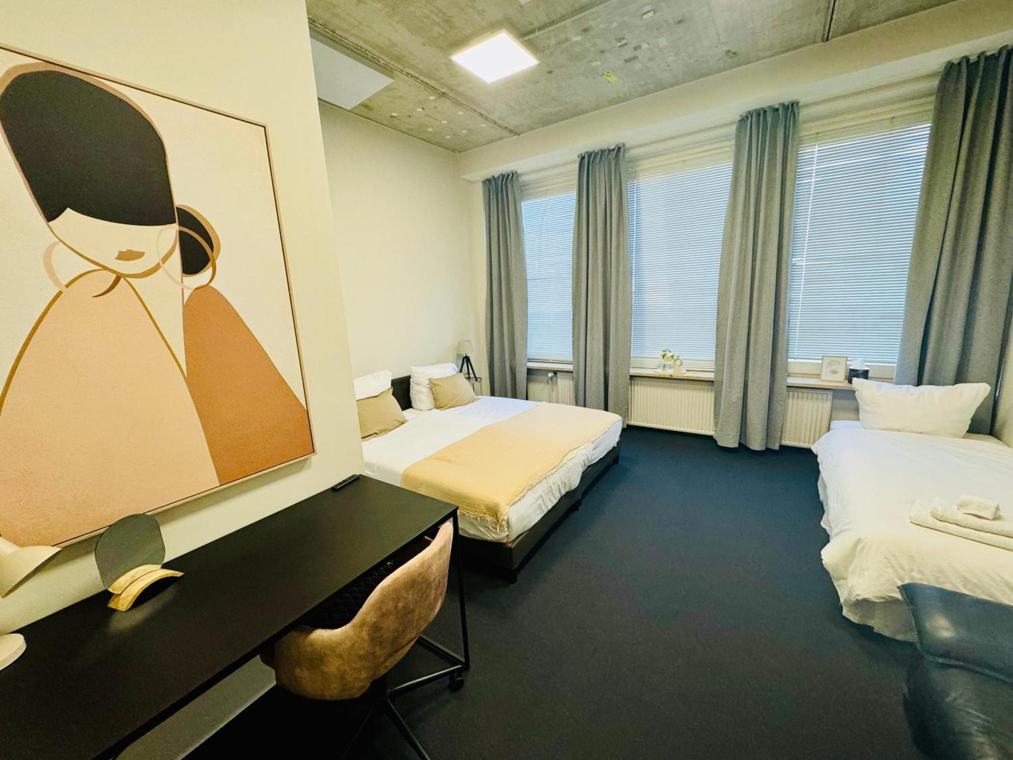 Elbapartment 29 Qm Mit Eigenem Badezimmer *