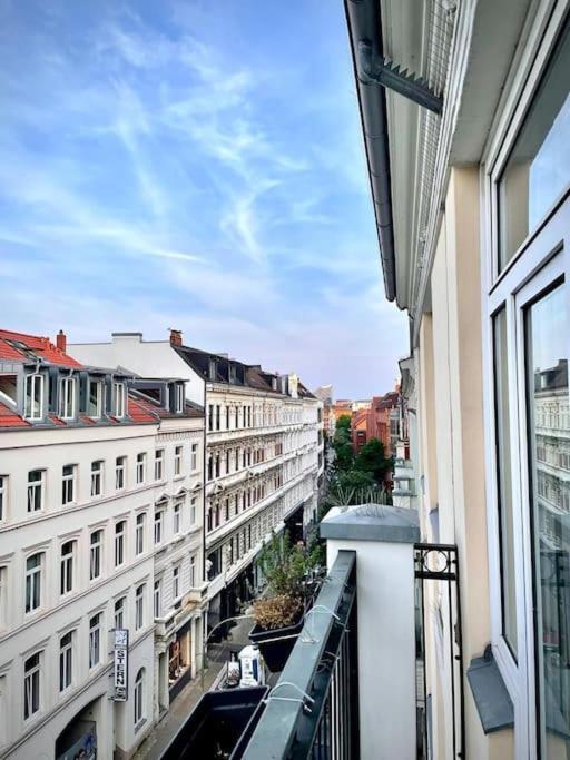 Apartment 100 Qm Altbau-wohnung Mitten Im Zentrum Hamburg
