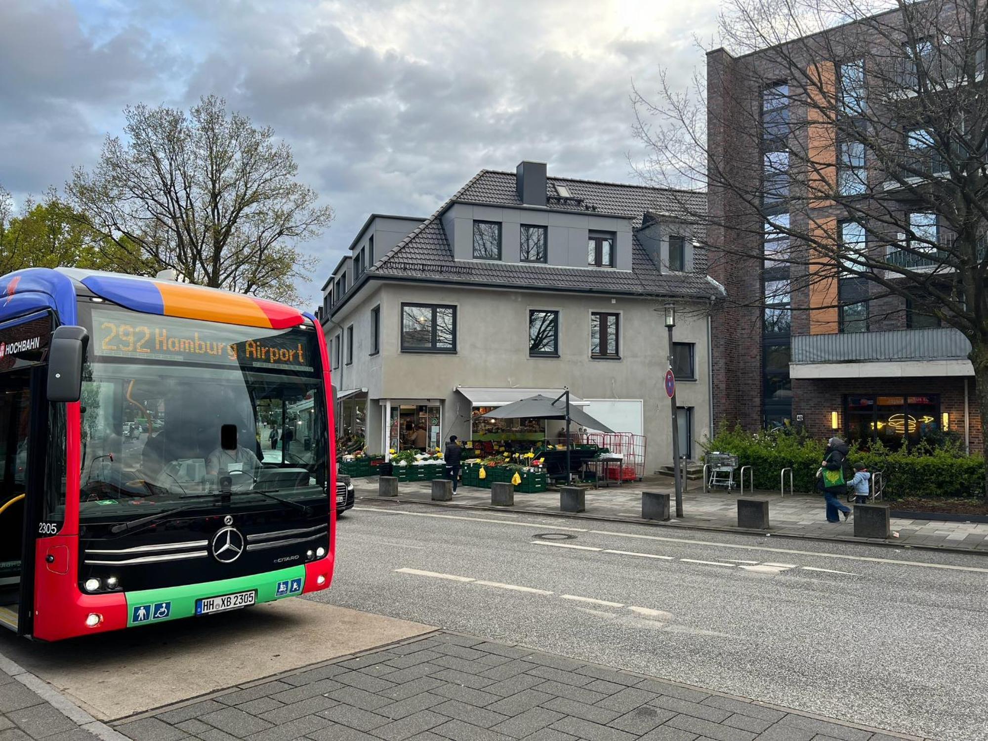 Business Kranich: 3 Zimmer, Infrastrukturlage Hh Langenhorn, Naehe Airport Hamburg-Harburg