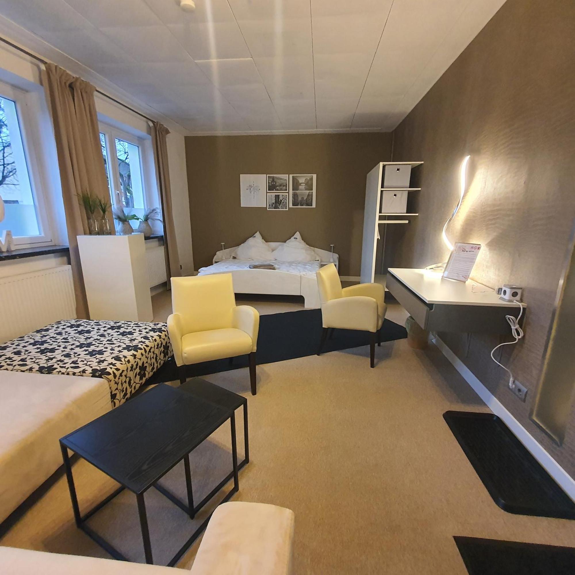 Hotel Sam - Your Cozy Near Hamburg-airport *