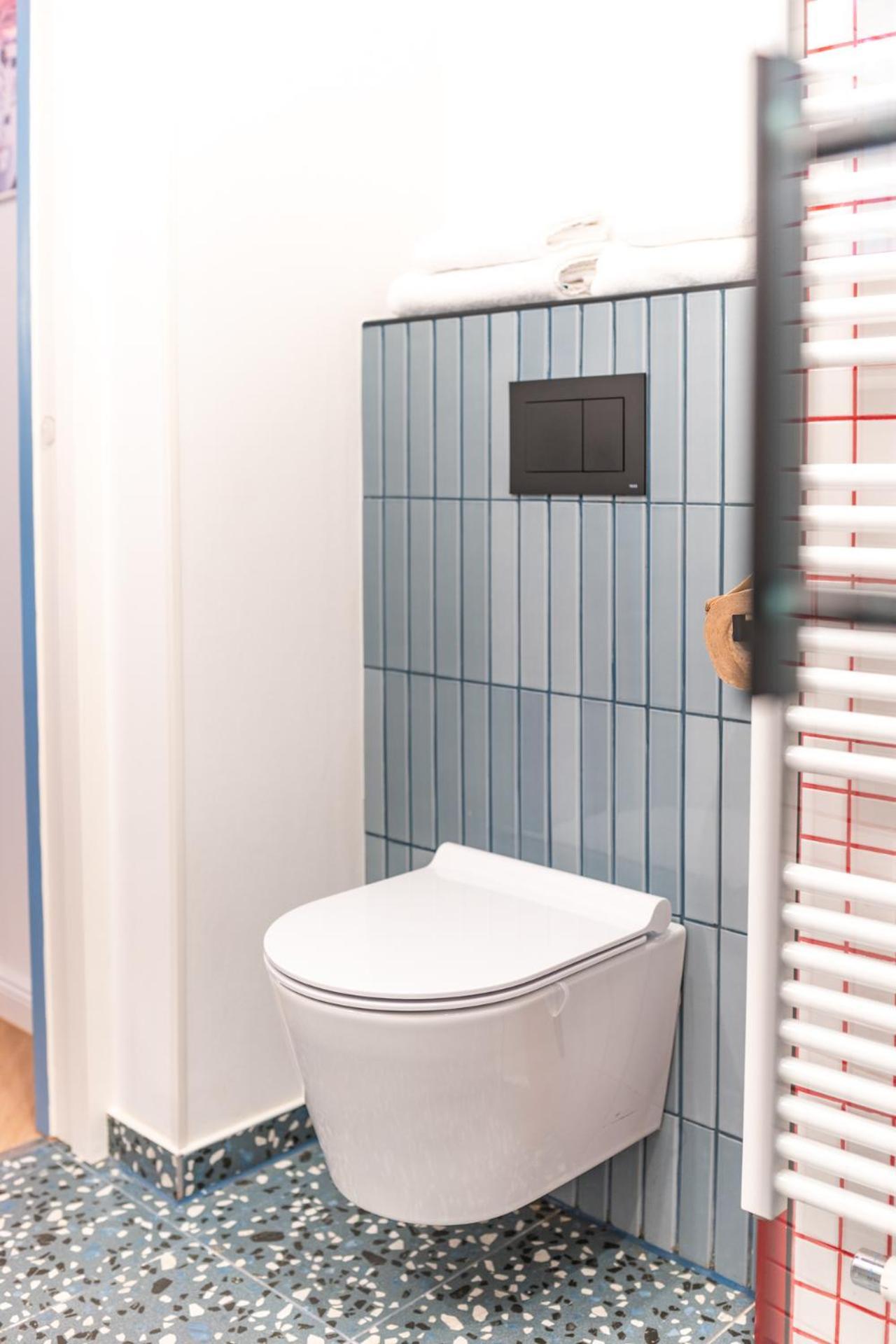 Retropop Design , Designerzimmer Fuer Je 2 Personen, Lage, Wifi Hamburg-Harburg
