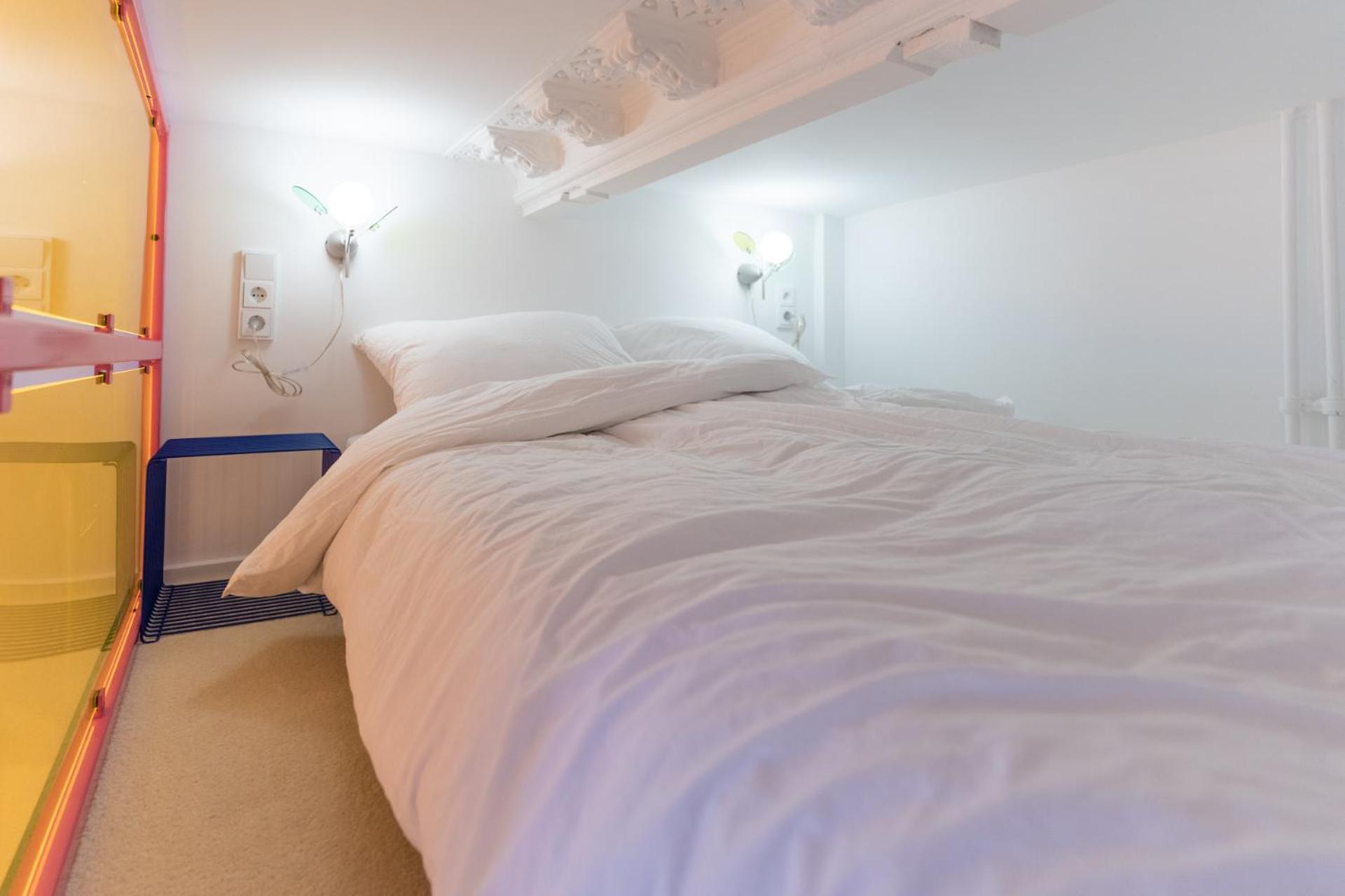 Retropop Design , Designerzimmer Fuer Je 2 Personen, Lage, Wifi * Hamburg-Harburg