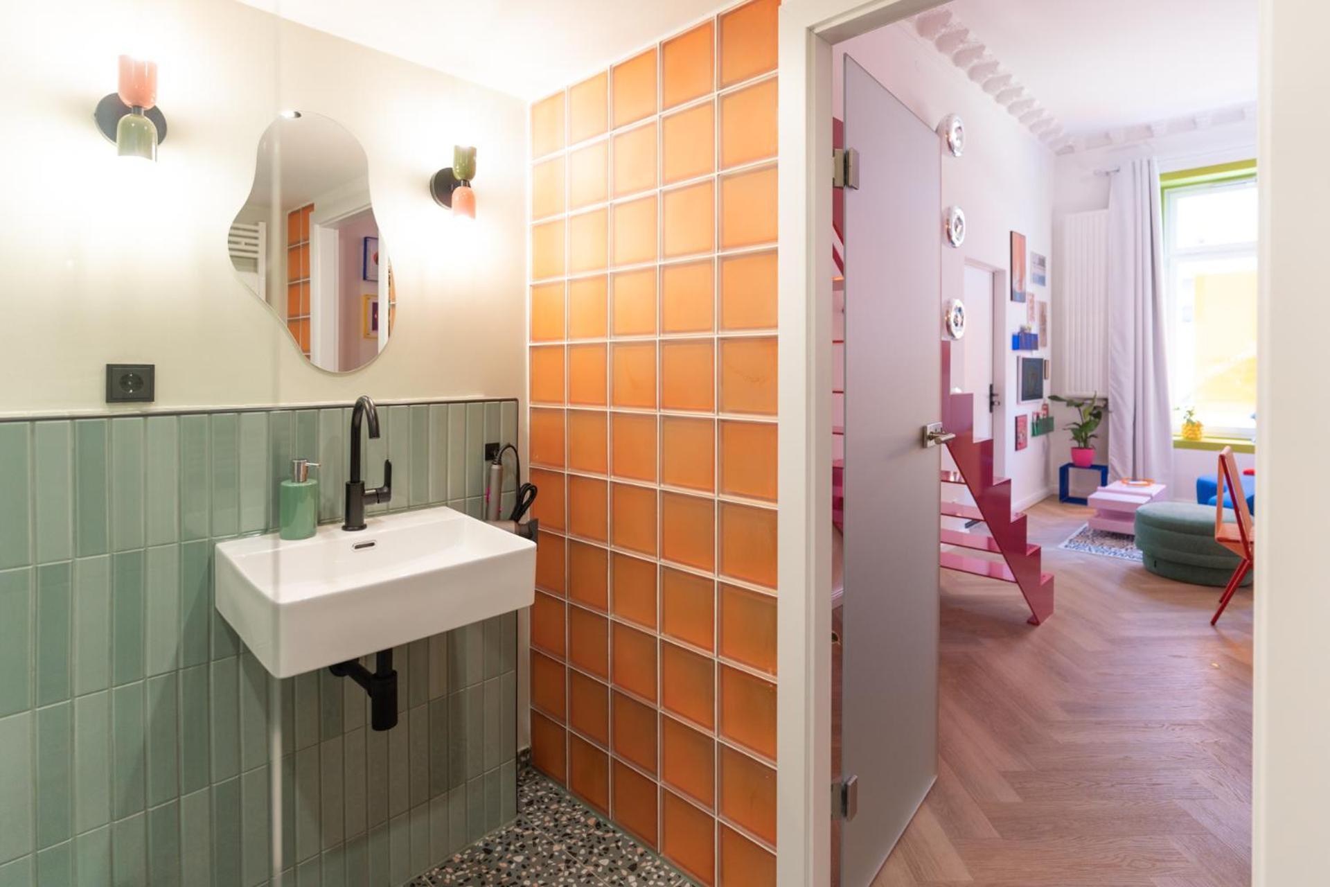 Retropop Design , Designerzimmer Fuer Je 2 Personen, Lage, Wifi Aparthotel Hamburg-Harburg