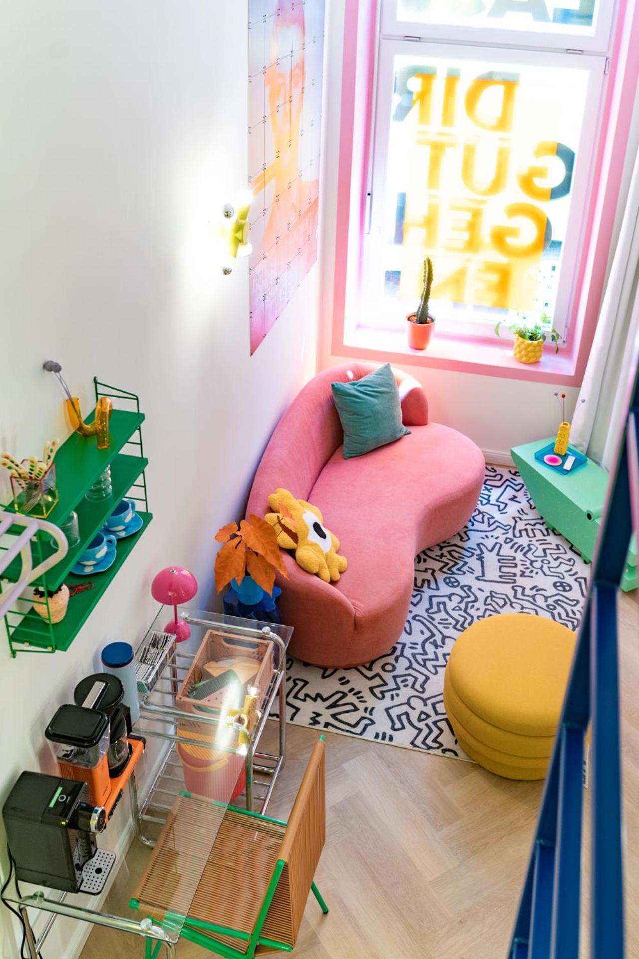 Aparthotel Retropop Design , Designerzimmer Fuer Je 2 Personen, Lage, Wifi