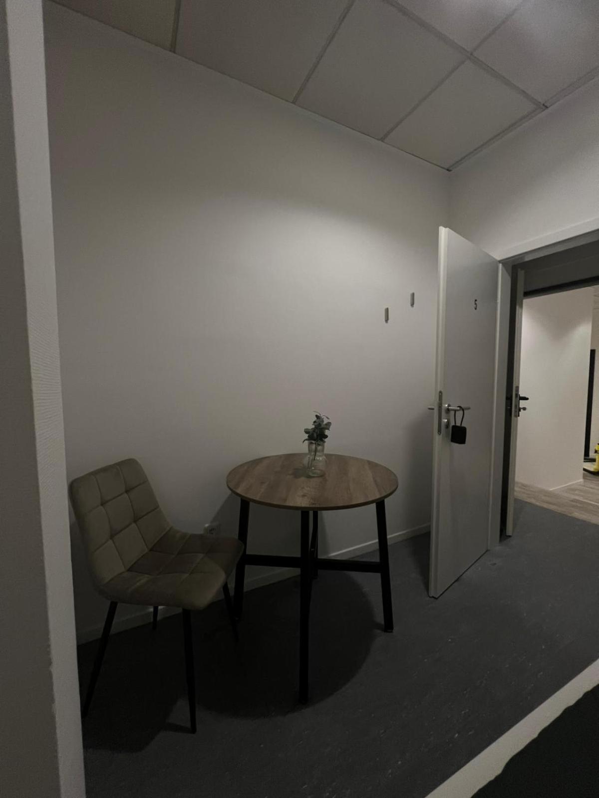Hh Hostel *