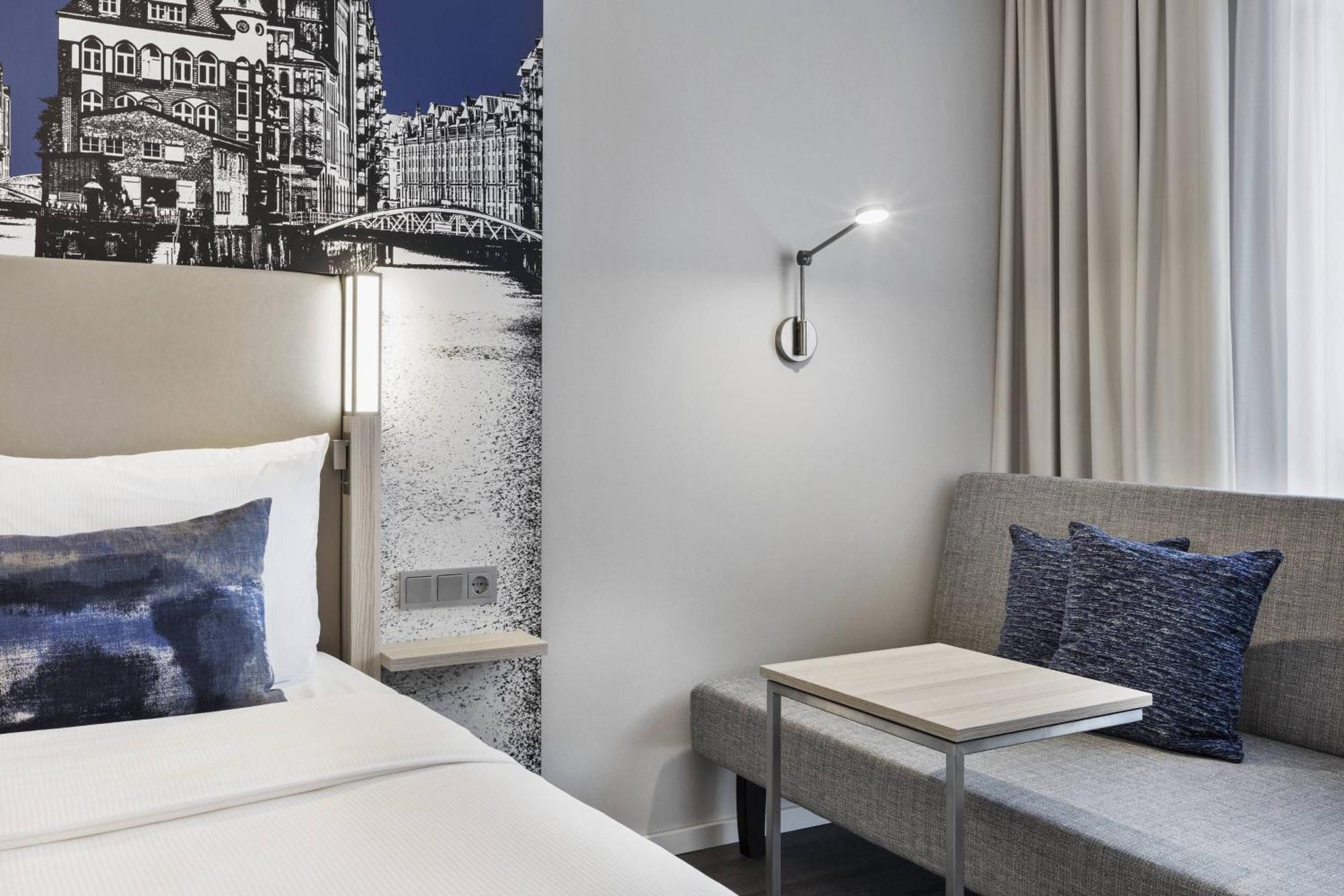 Courtyard By Marriott Hamburg