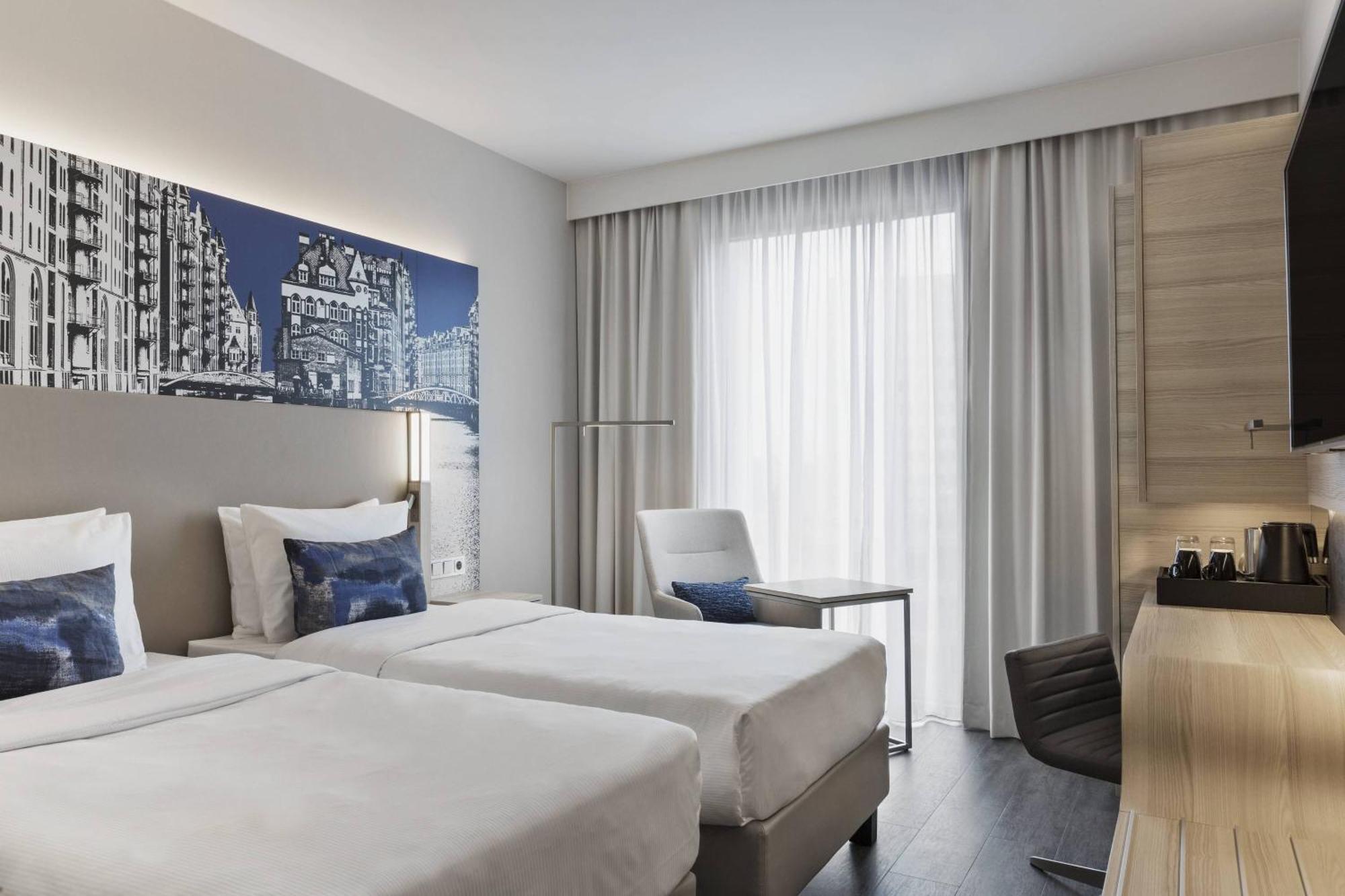 Courtyard By Marriott