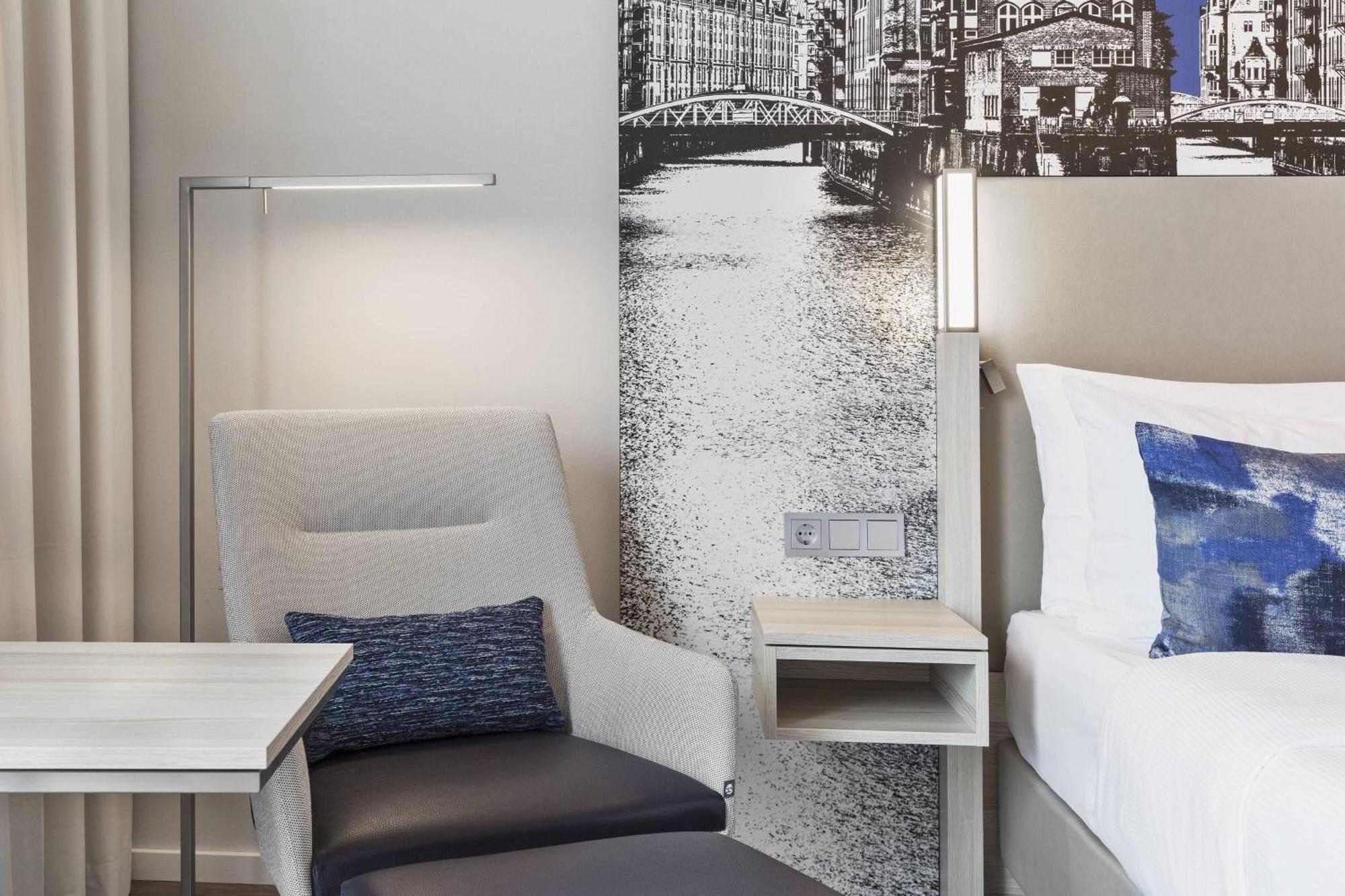 Courtyard By Marriott Hamburg