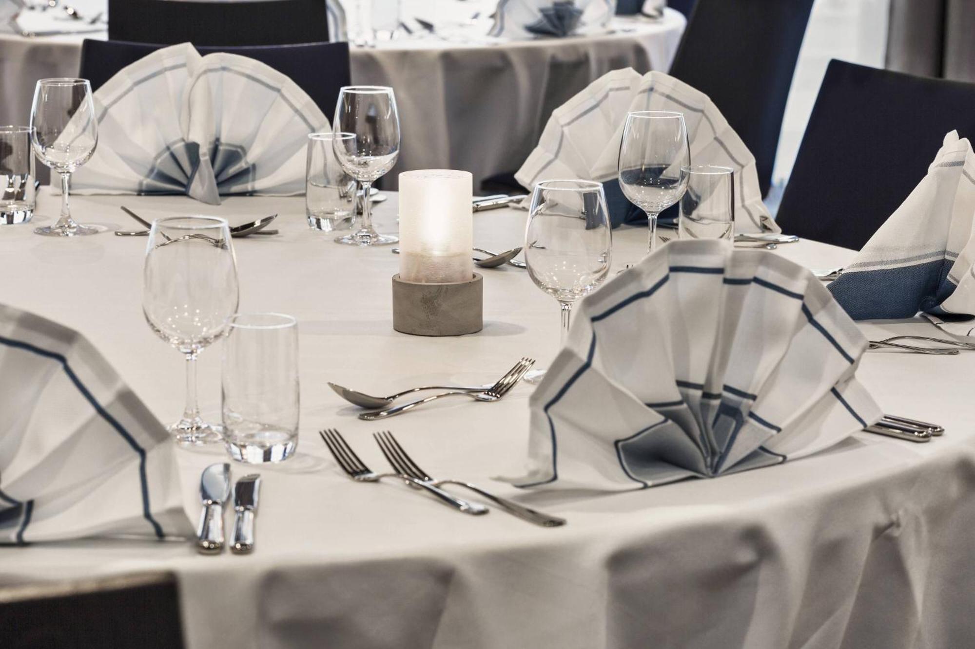 Courtyard By Marriott Hamburg