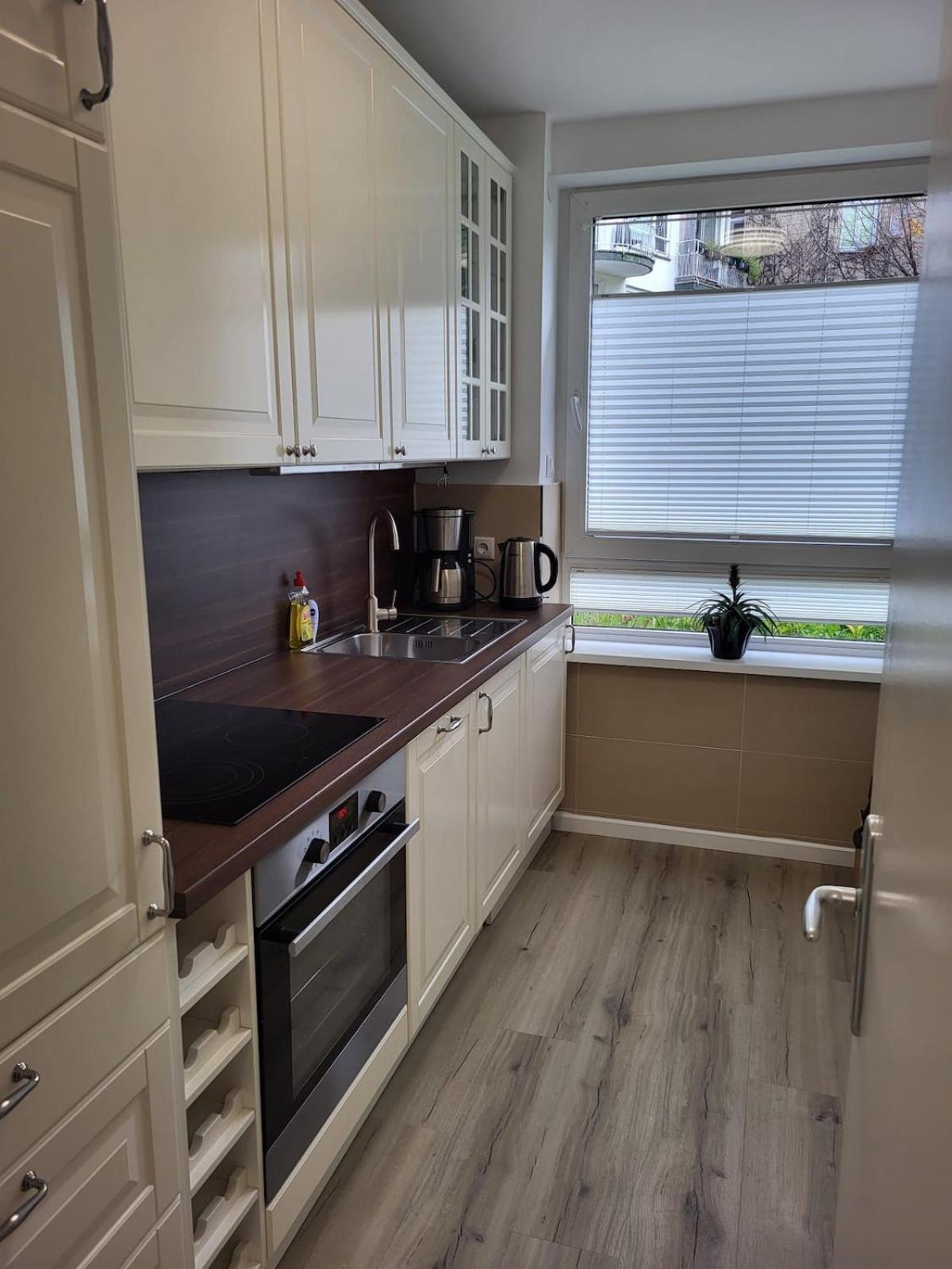 2-room With Balcony View Of Aussenalster