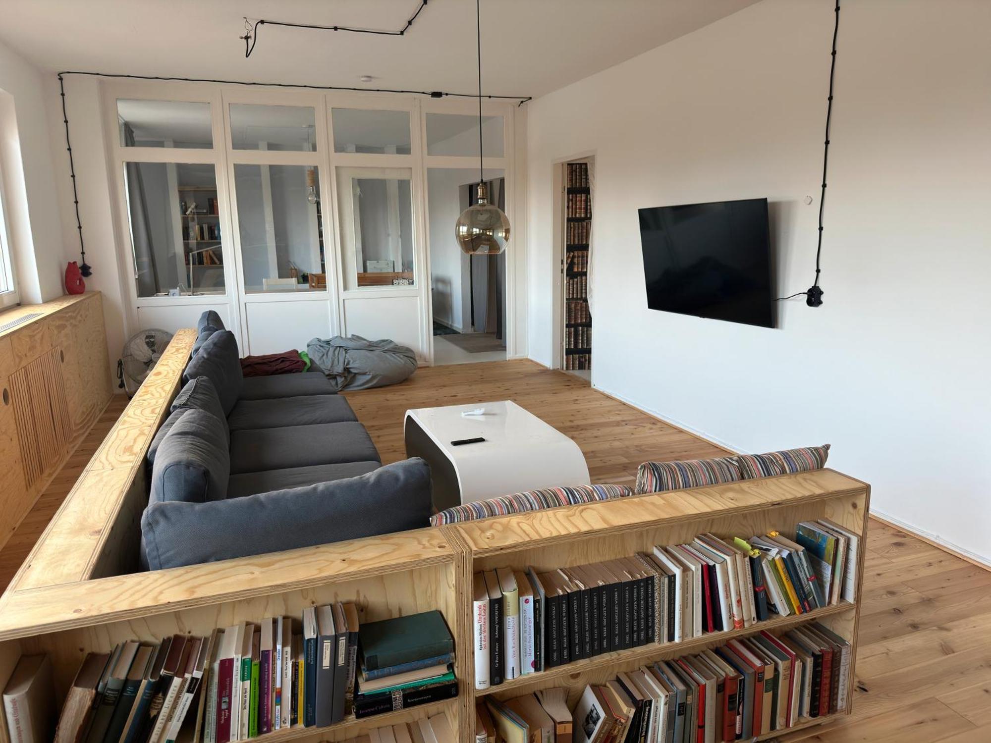 Gemuetliches Film-loft-atelier *
