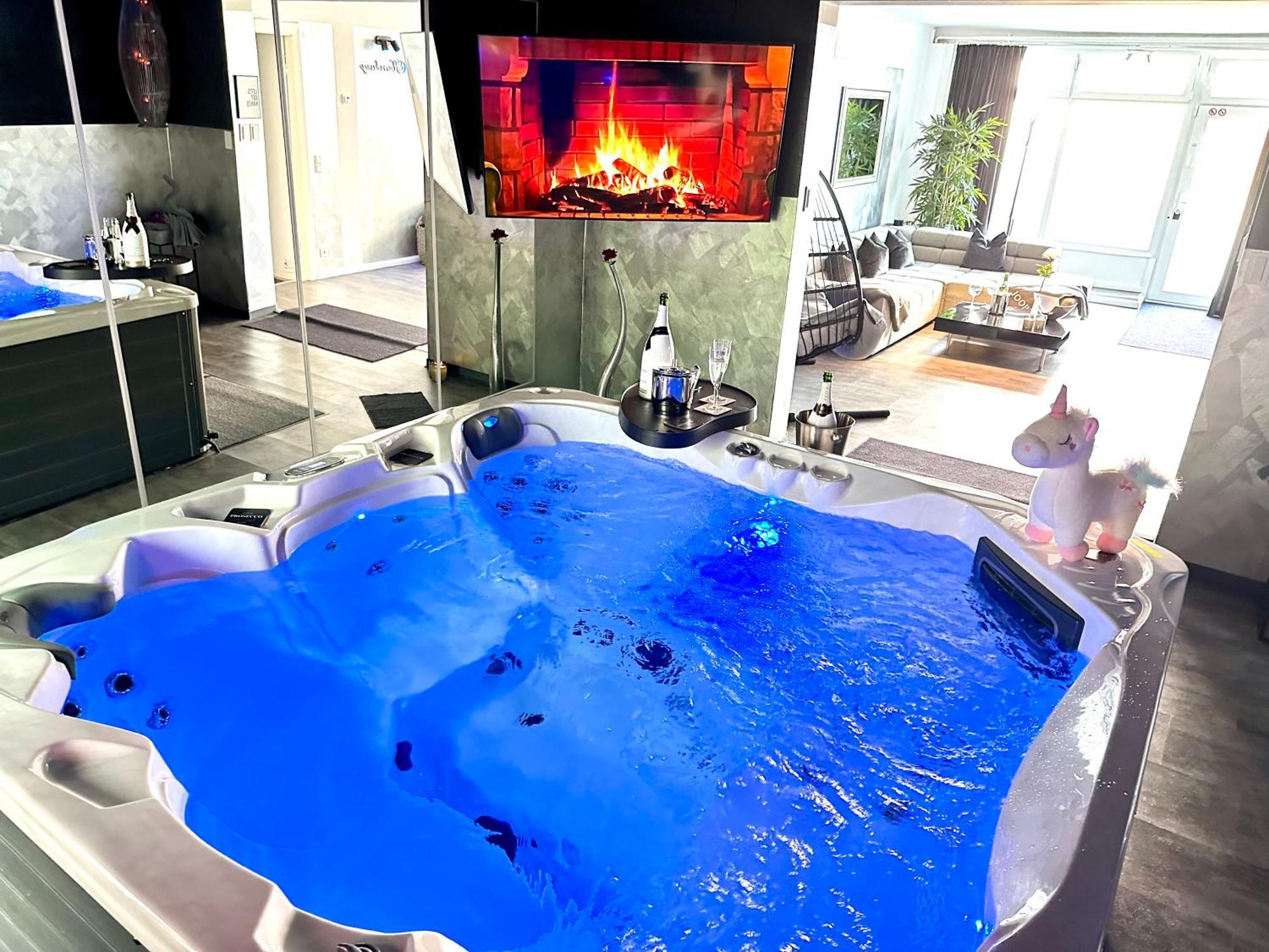 Apartment Whirlpool Studio Vibe