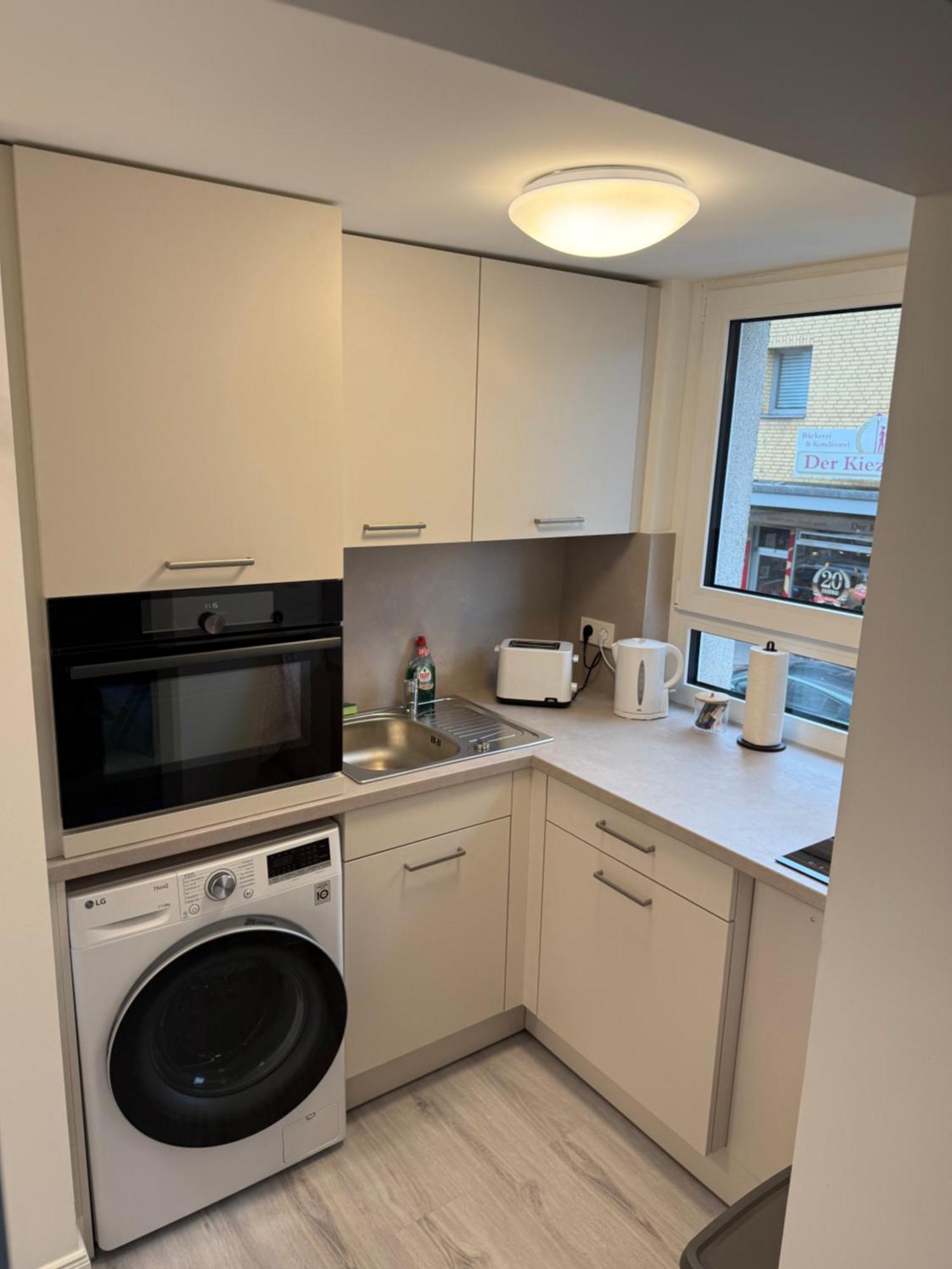 -6 Rooms- Sankt Pauli, Harbour And Schanze