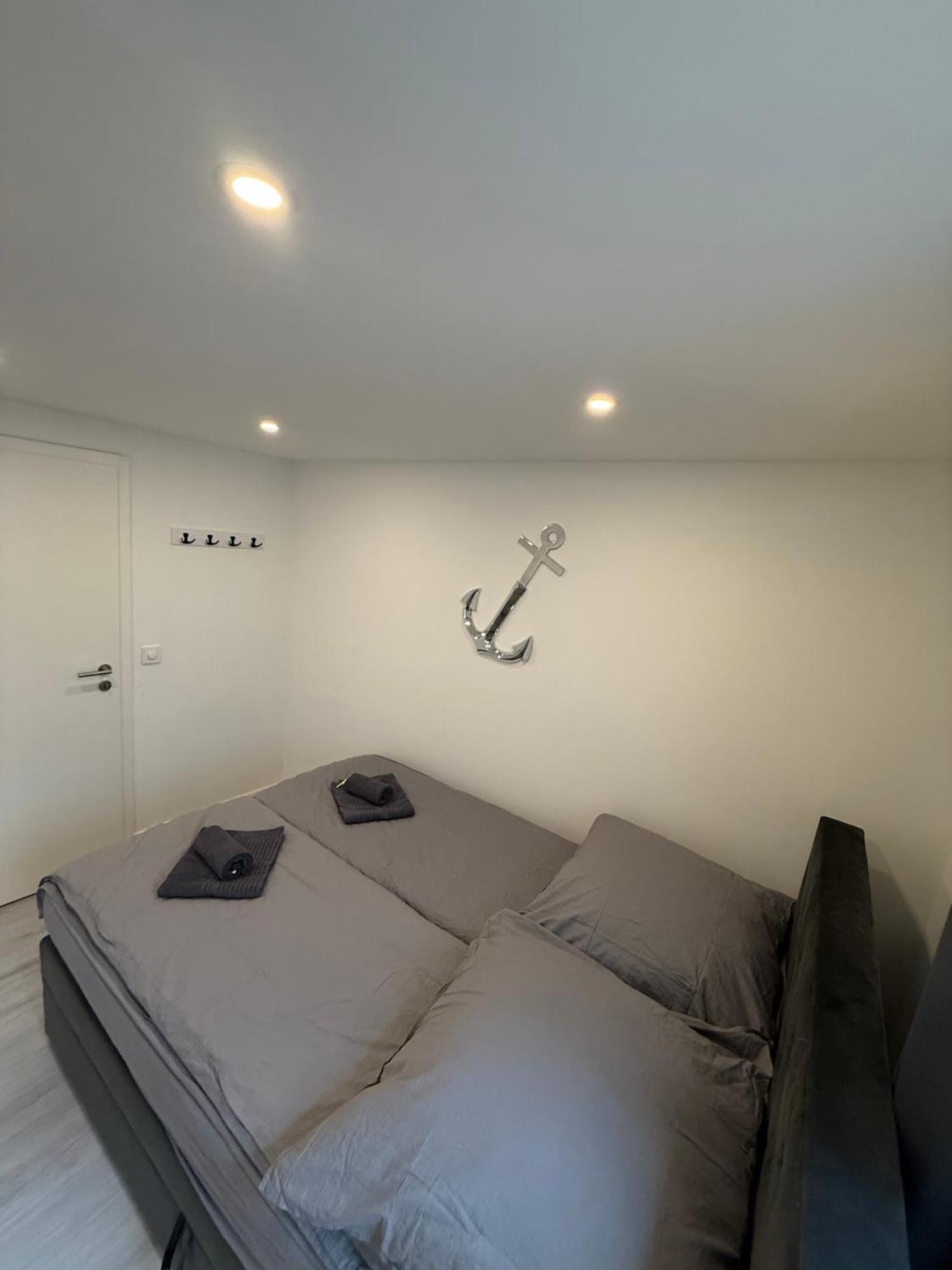 -6 Rooms- Sankt Pauli, Harbour And Schanze *