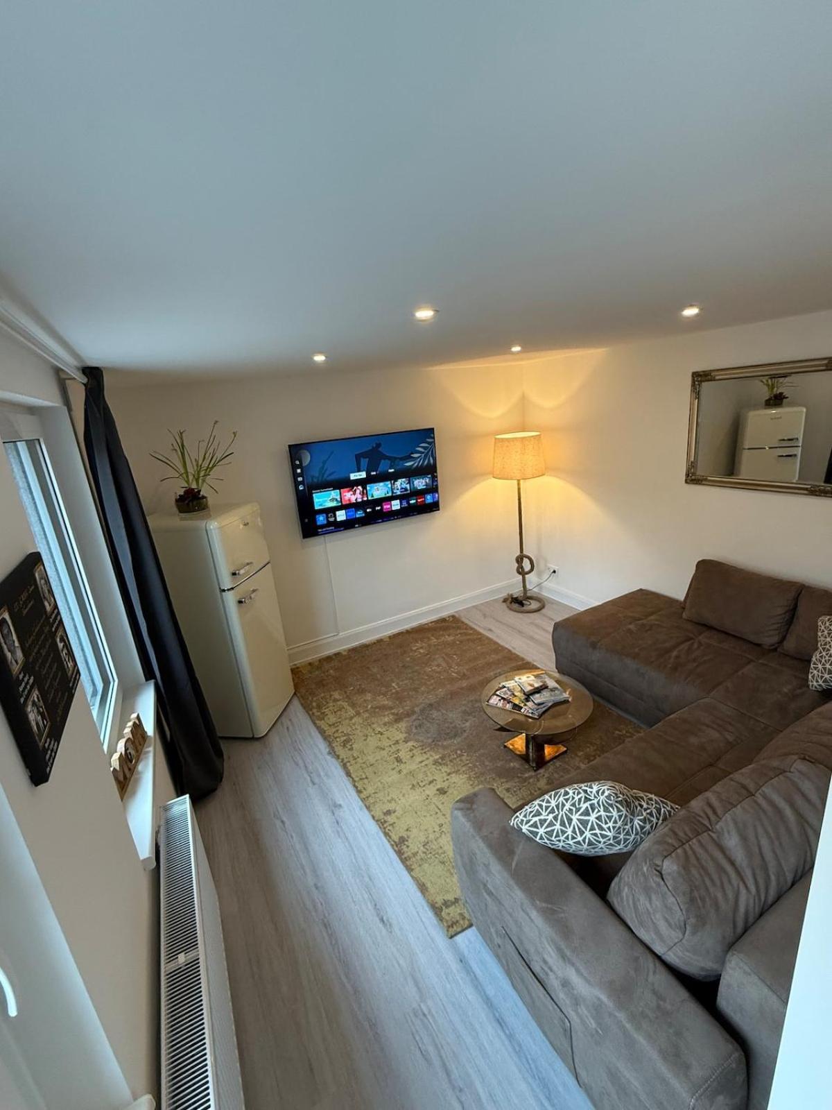 -3 Rooms- St Pauli, Harbour, Messe & Schanze Apartment