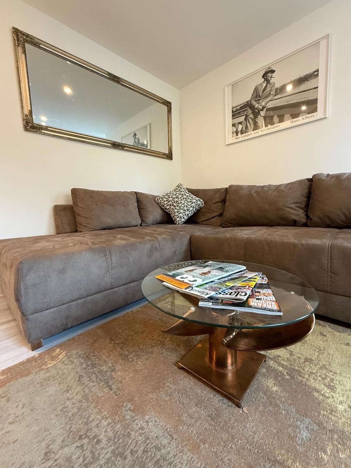 -3 Rooms- St Pauli, Harbour, Messe & Schanze Apartment
