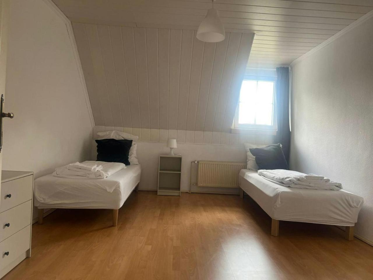Spacious For 10 *