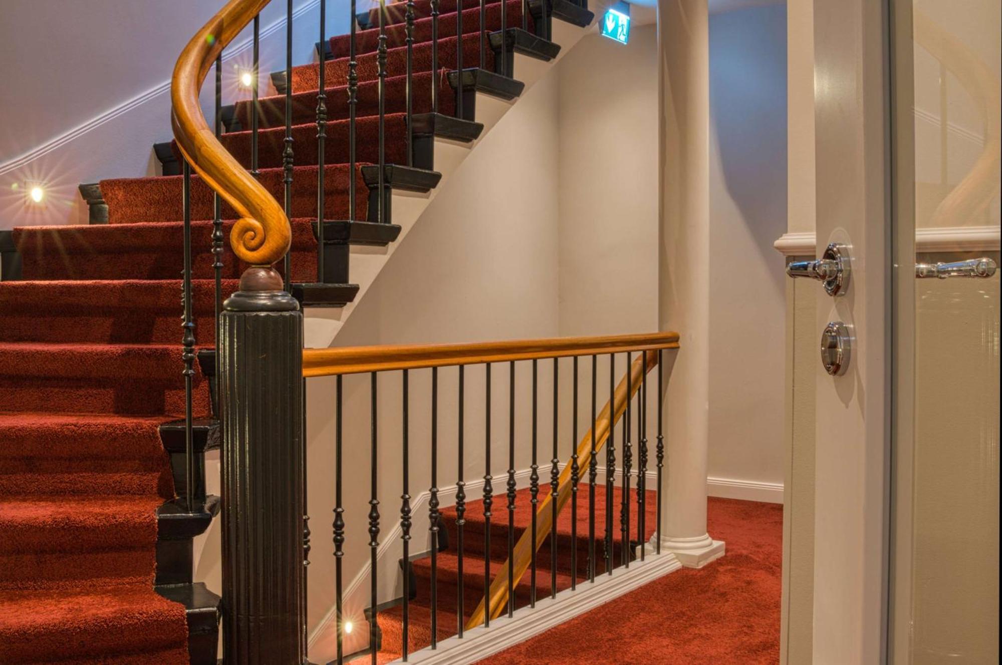 Boutique 53 & 56 City, Trademark Collection By Wyndham Hotel 3*
