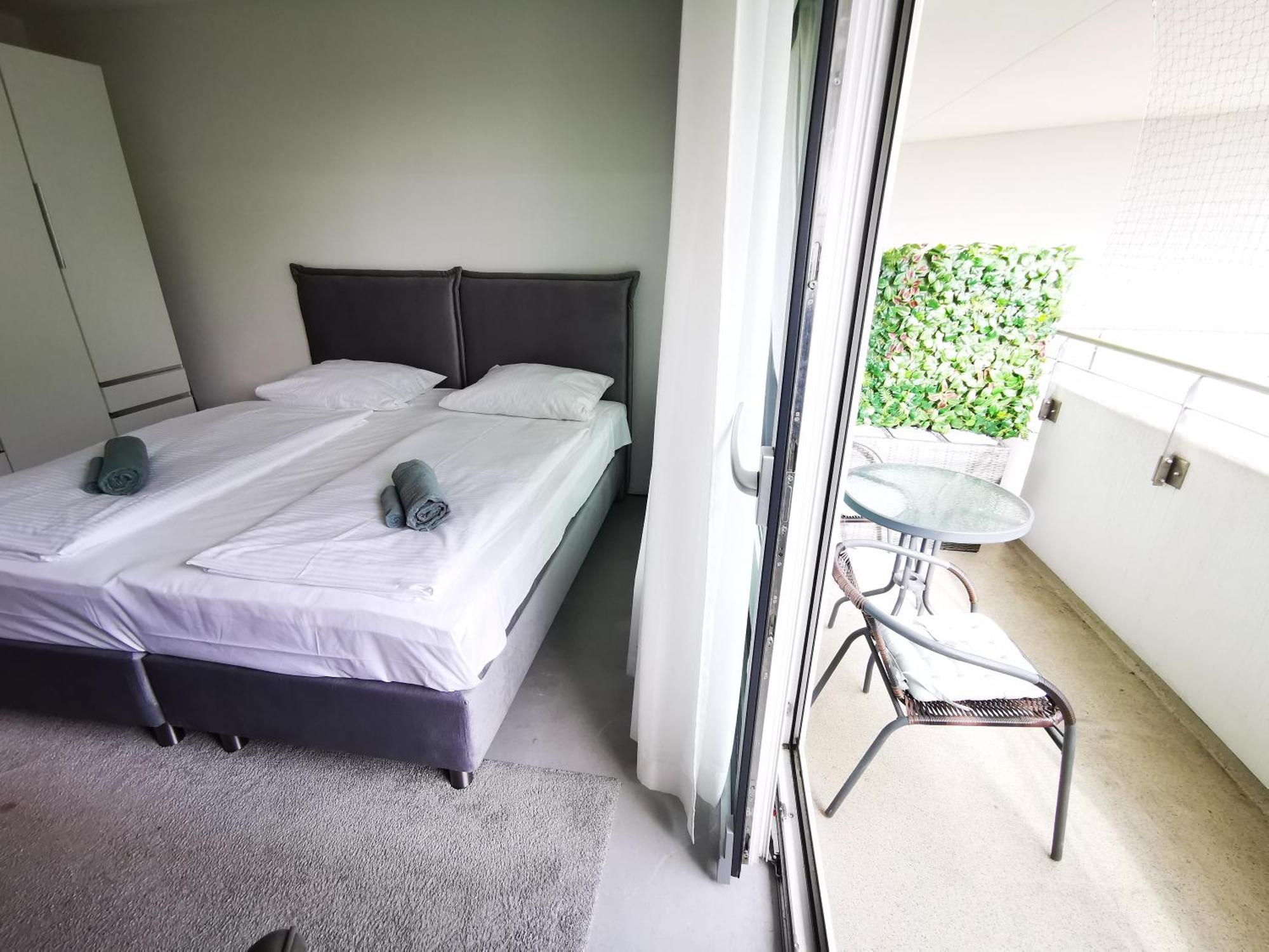 Hh 02 By Rockchair - Superhost Status - Modernes Mit Sonnigem Balkon & Premium Boxspringbetten In Winterhude - Geheimtipp Apartment Hamburg