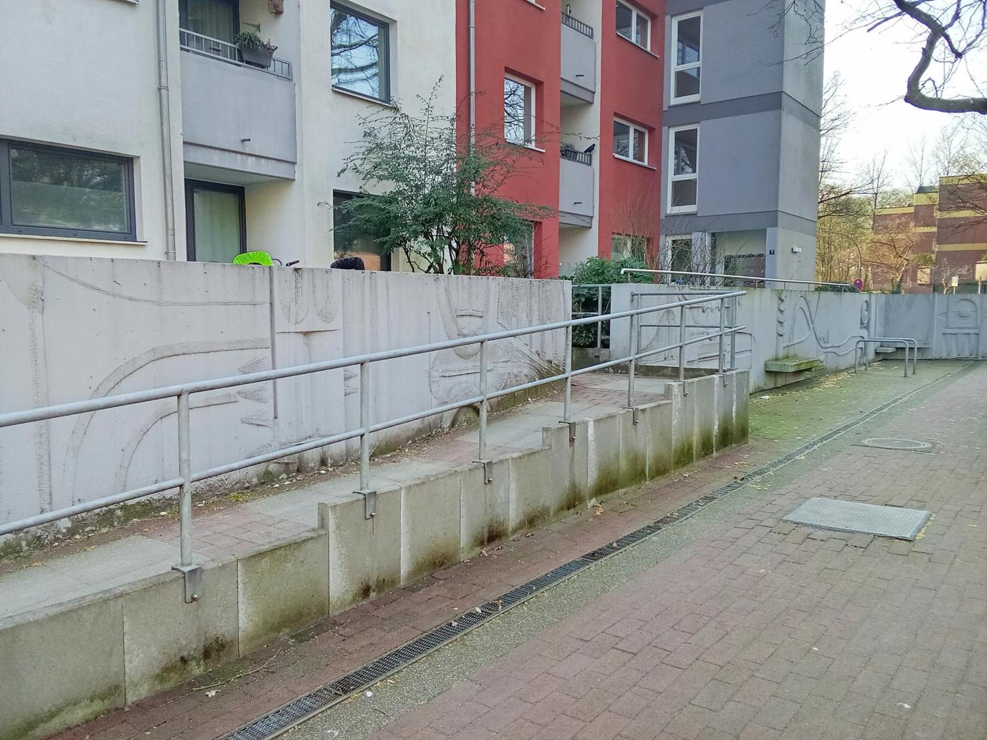 Zentrum Volksdorf 400m Zur U-bahn! Sehr Gute Lage Schickes Apartment