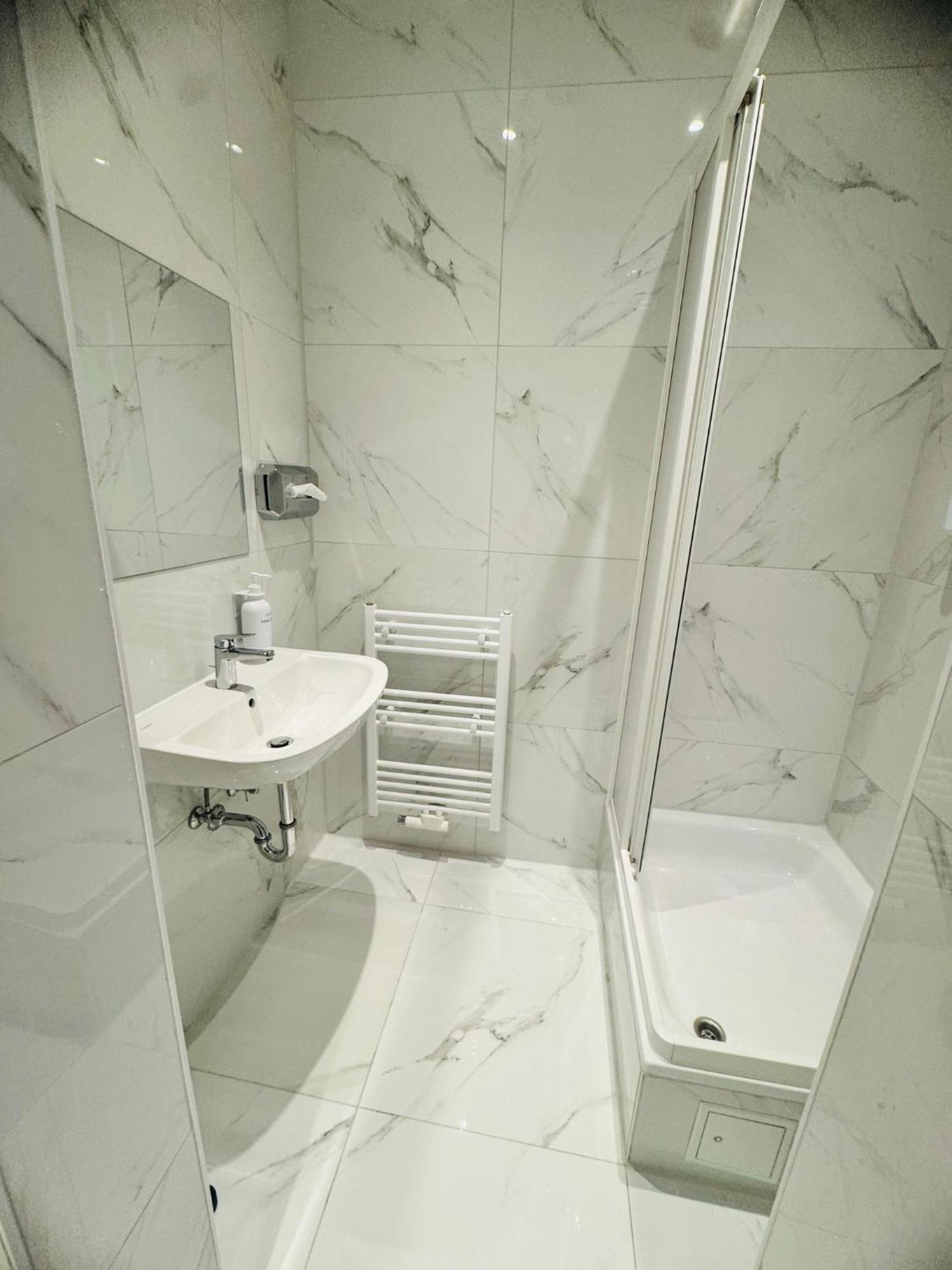 Sleephotels Alsterroom Hotel *