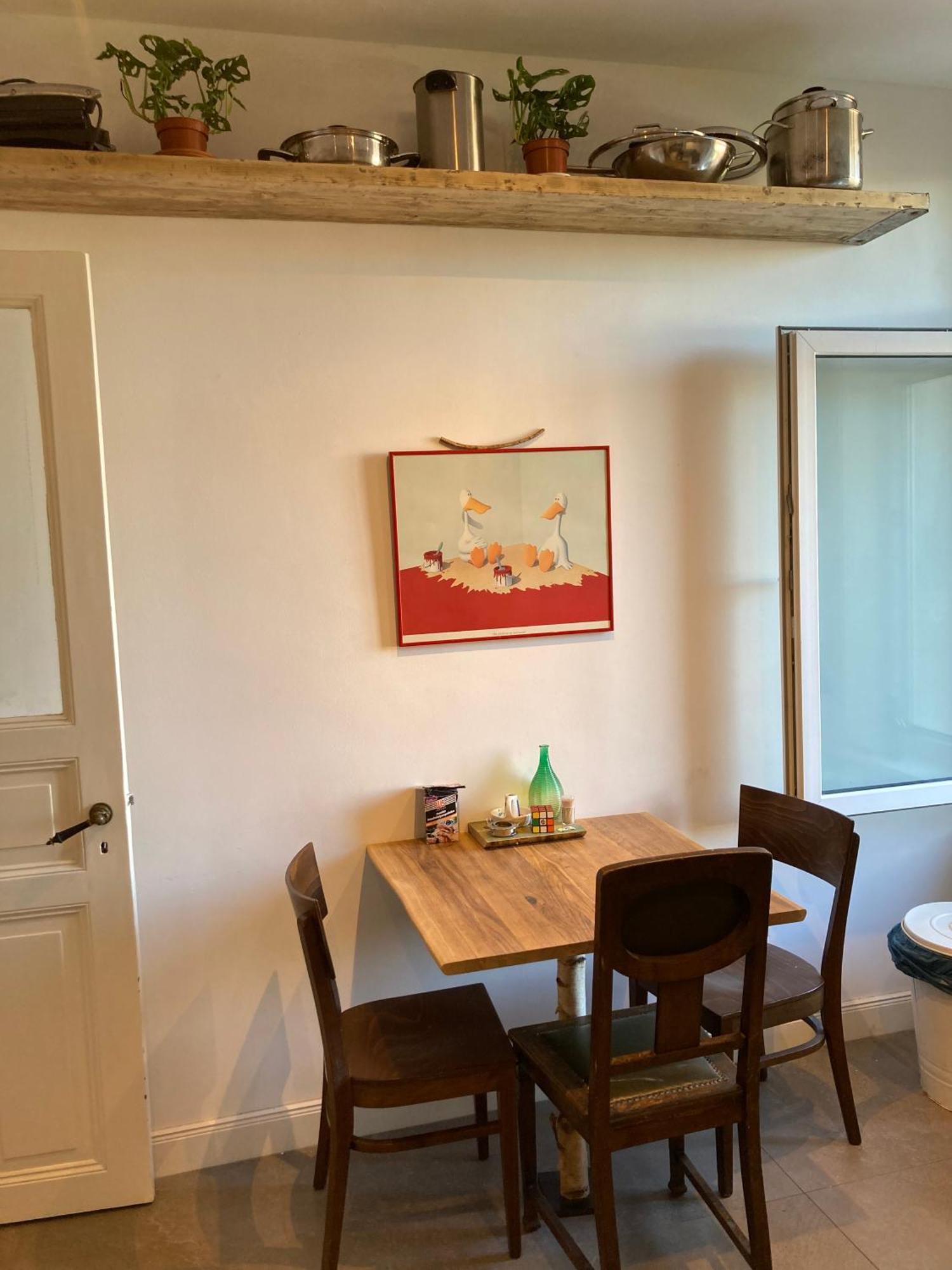 Zentrales Mit Eigenem Balkon *