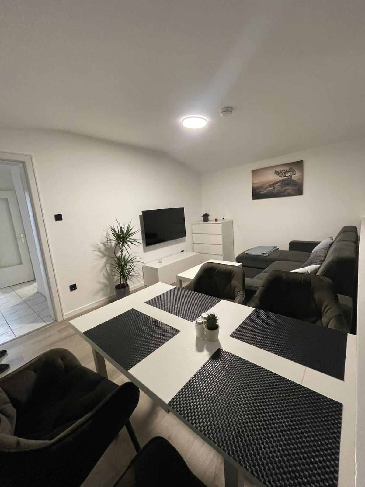 Bright & Modern In Apartment *