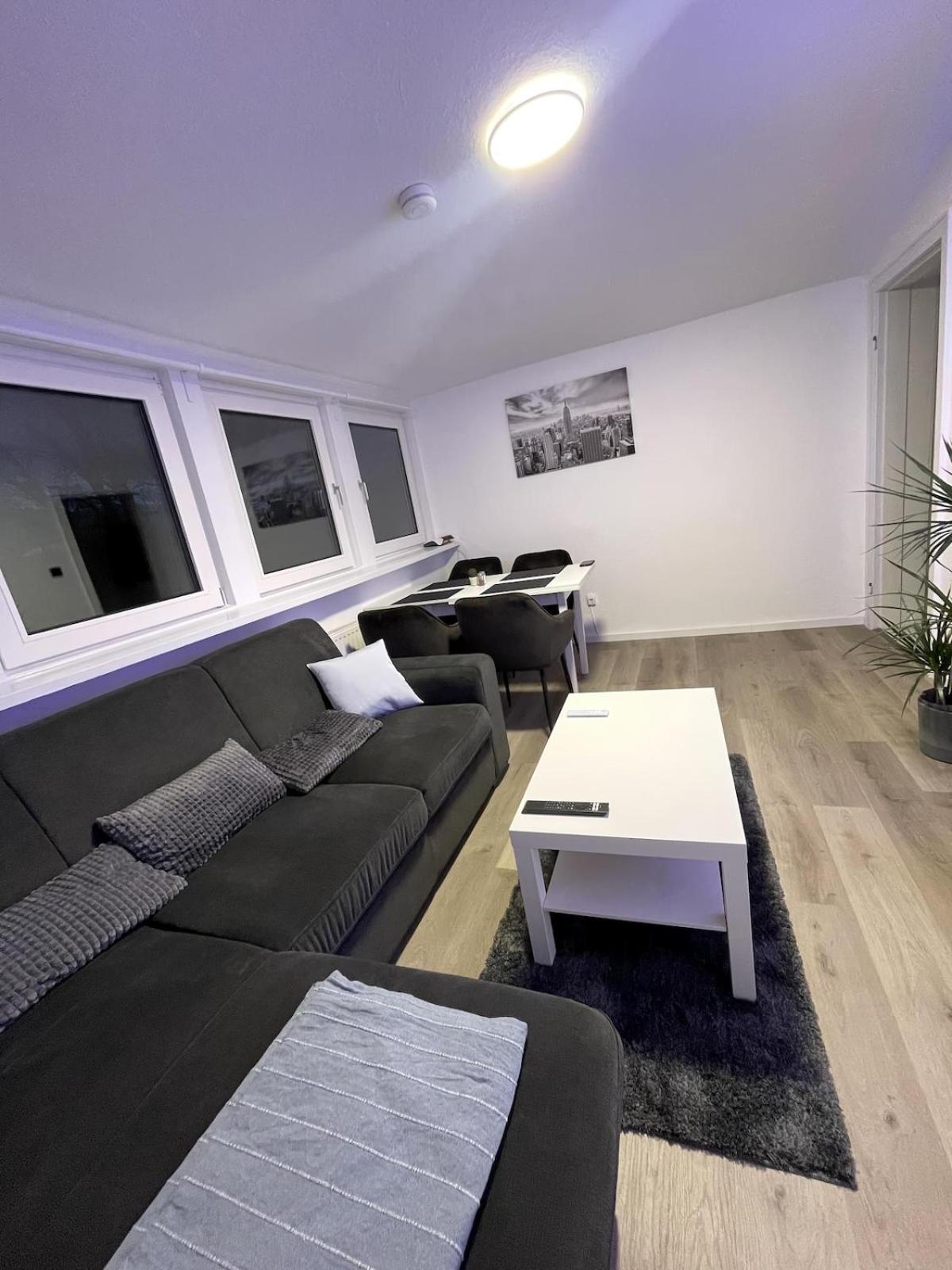 Bright & Modern In Apartment Hamburg