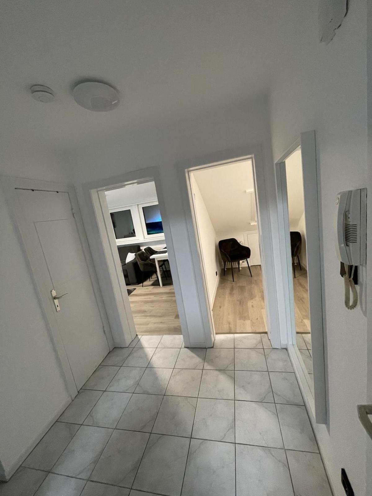 Bright & Modern In Apartment *