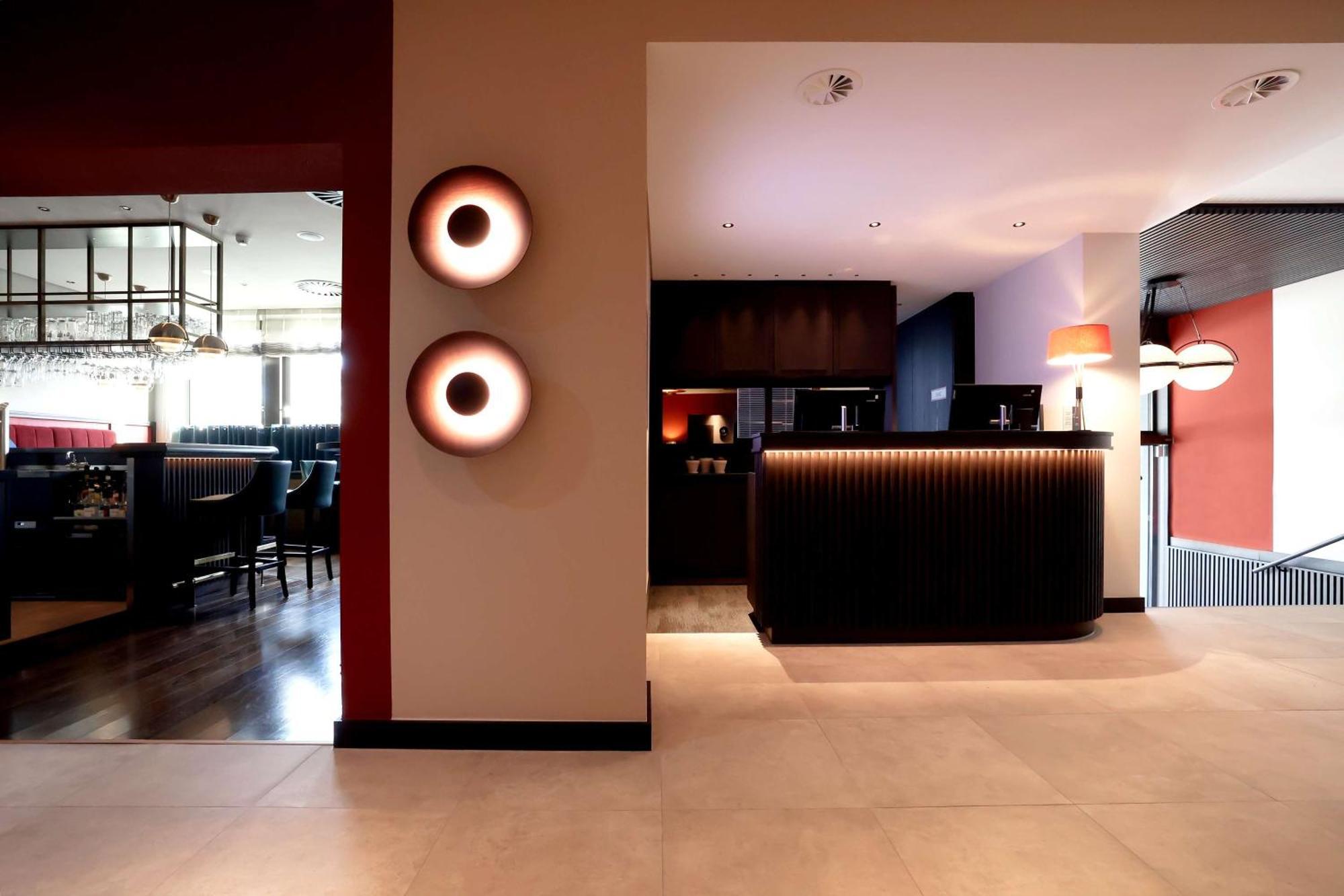 Western St. Raphael Hotel 4*