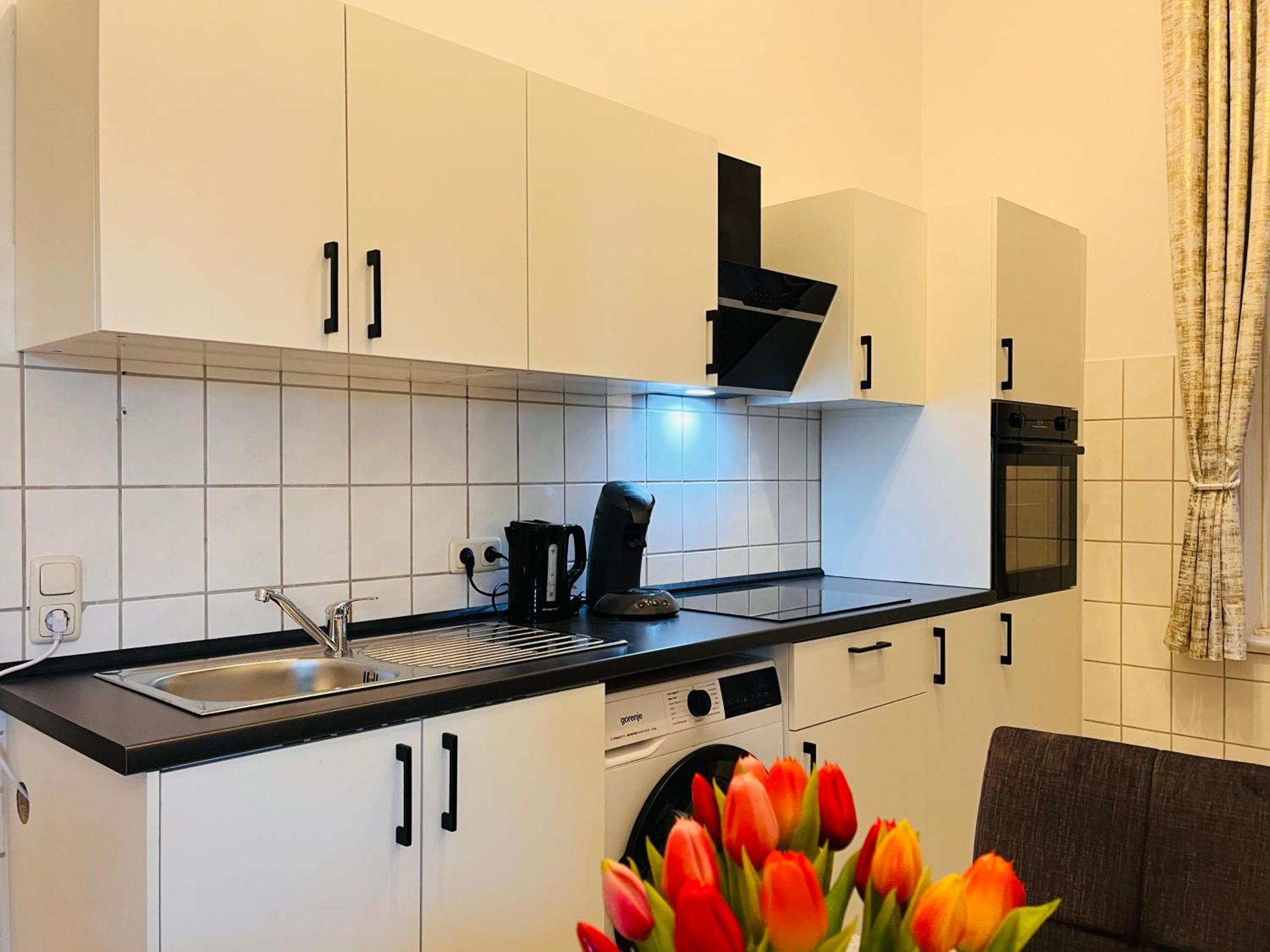 Am Beatles Platz Apartment *