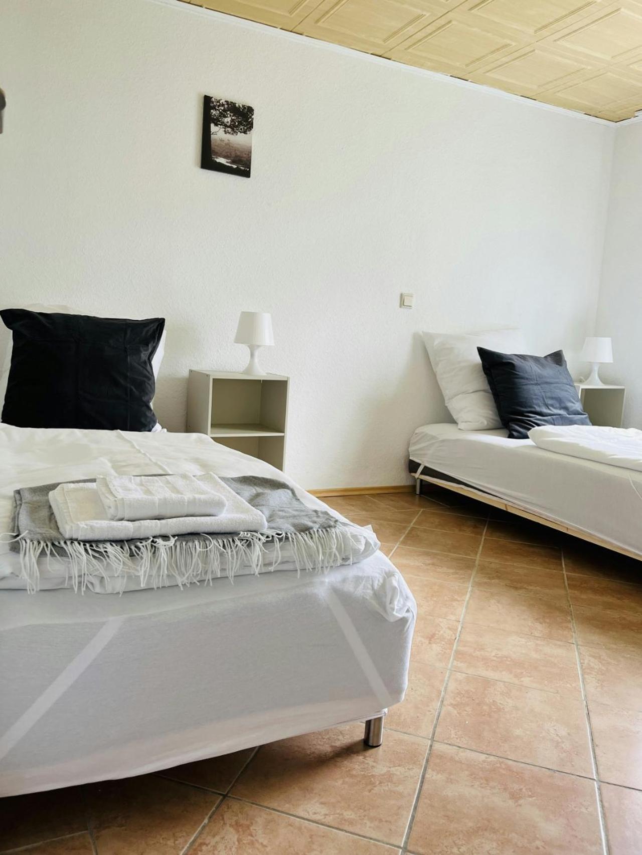 Apartment Spacious For 5 *