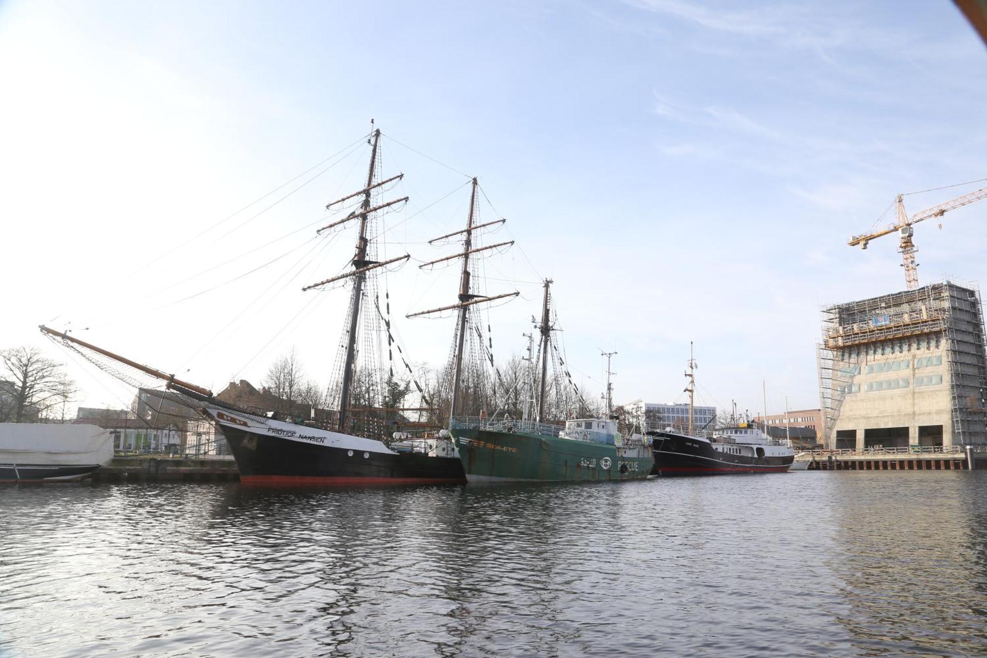 Schiffshotel Schlafen Im Hafen Botel 3*