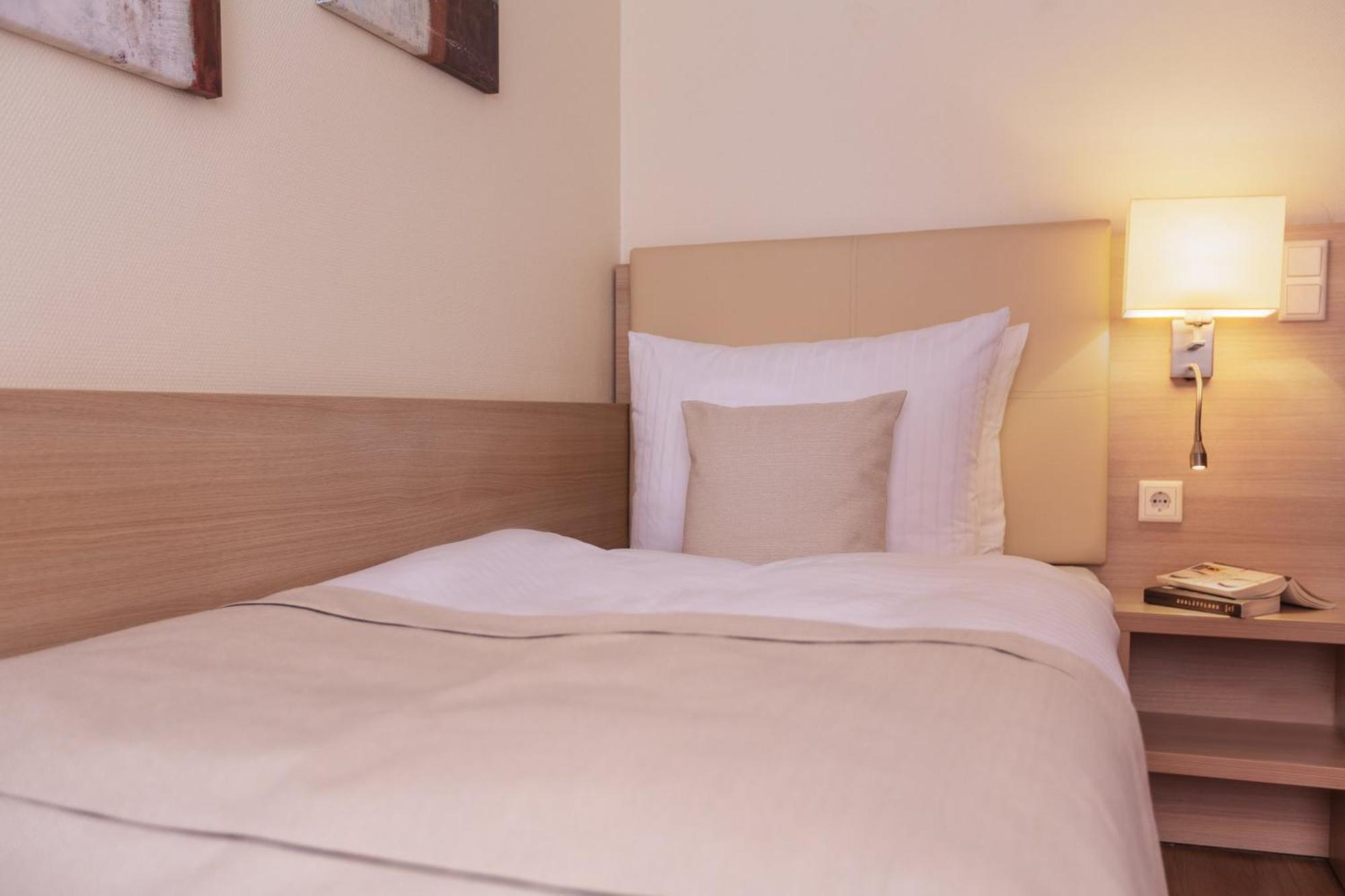 Hotel Garner - Wandsbek Marktplatz 3*