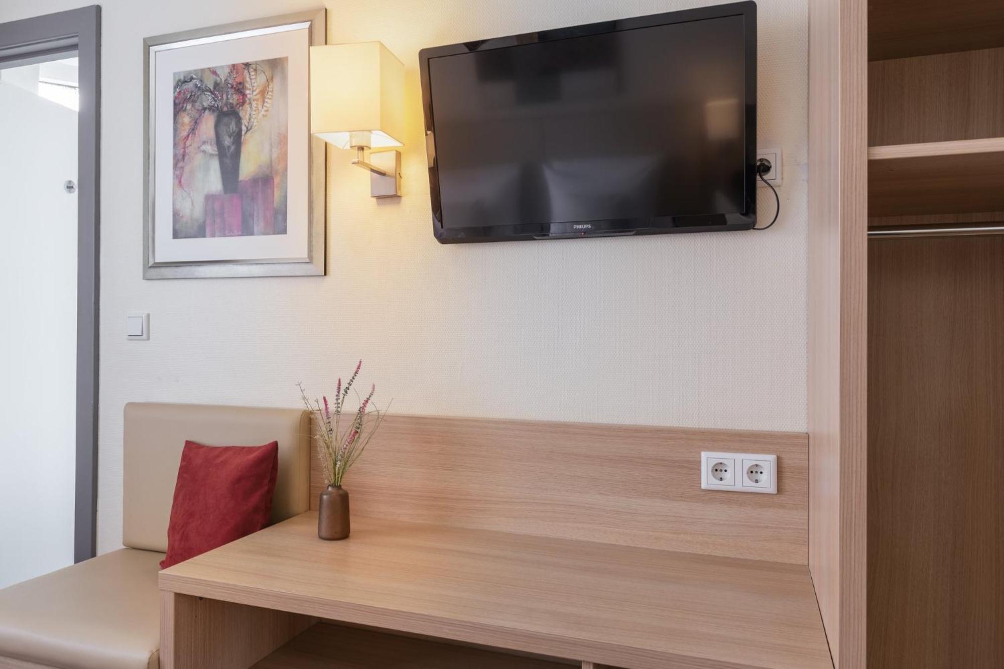 Garner - Wandsbek Marktplatz By Ihg Hotel 3*