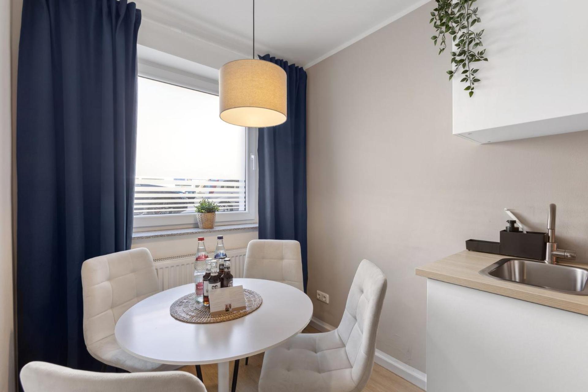 Lejlighed Stylisches 2-zimmer Ambient In Alsternaehe Mit Kingsize-bett & Schlafsofa