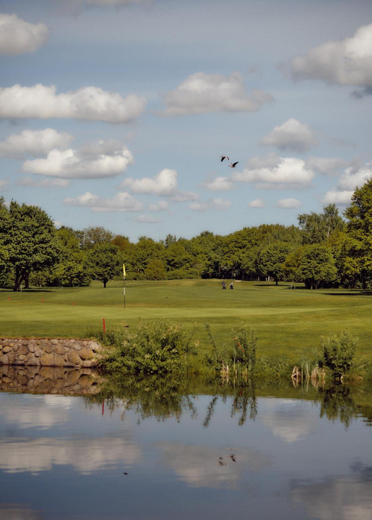 Am Golfclub Treudelberg