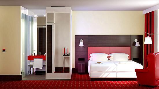Western Plaza Hotel