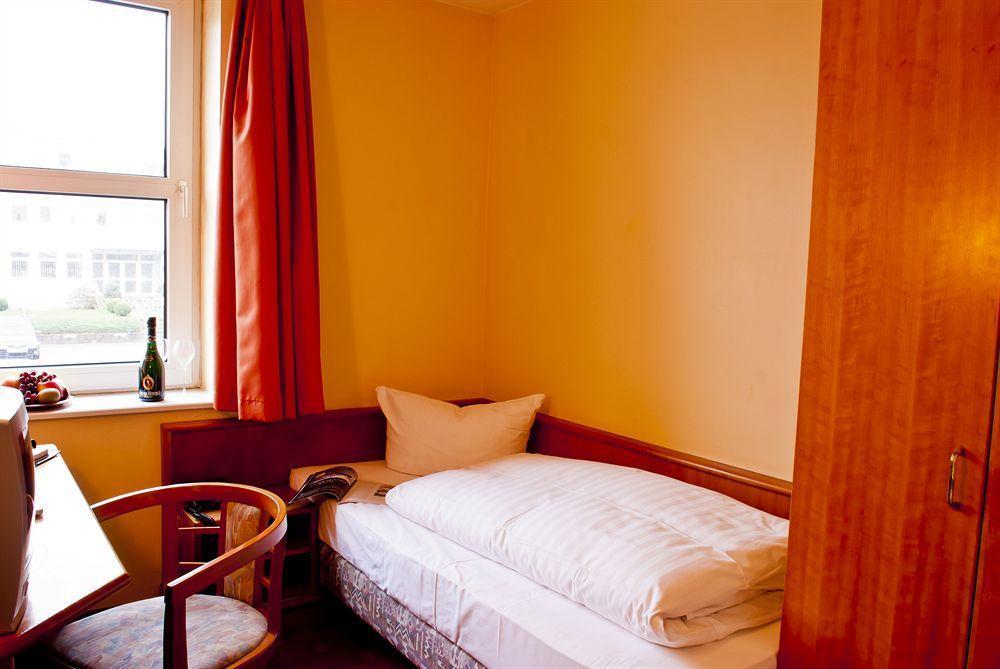 Kroeger By Underdog Hotel 3*