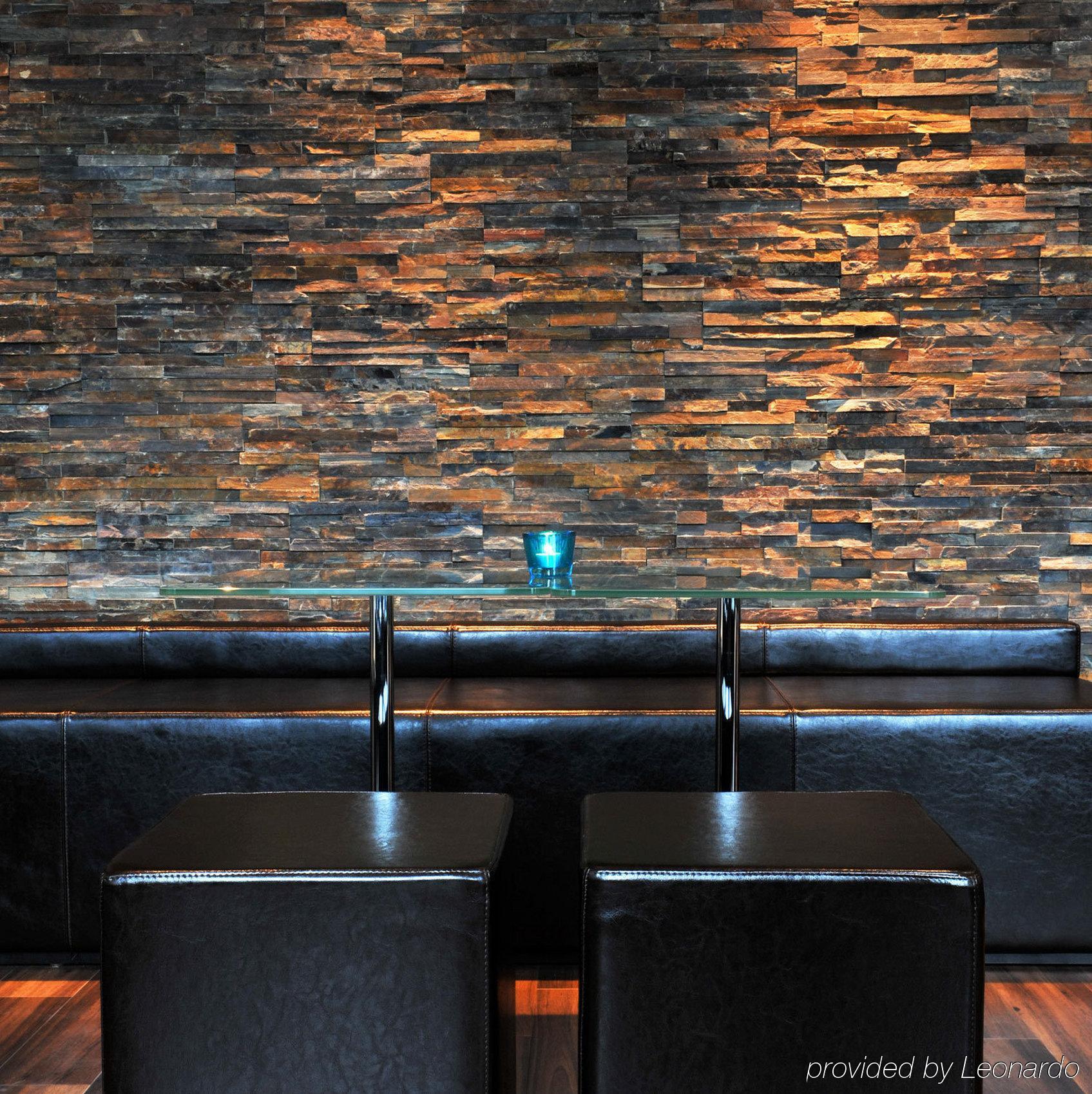 One Airport Hotel Hamburg