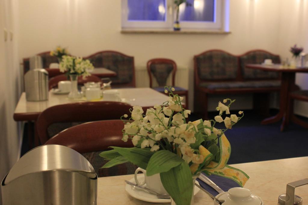 Hotel Altenwerder Hof 3*