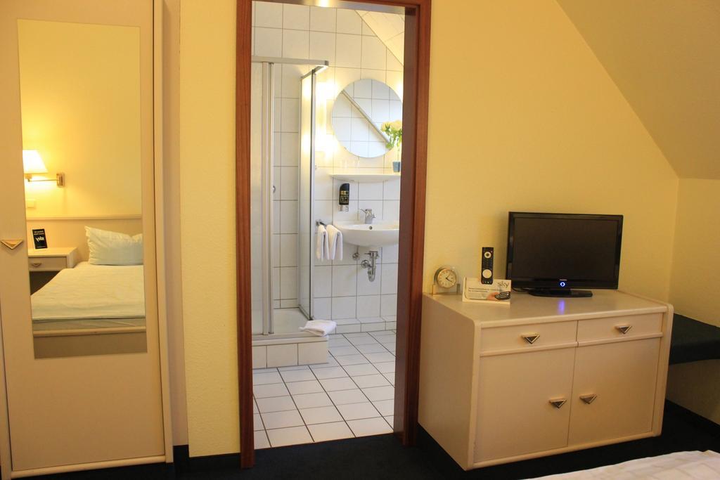 Altenwerder Hof Hotel 3*