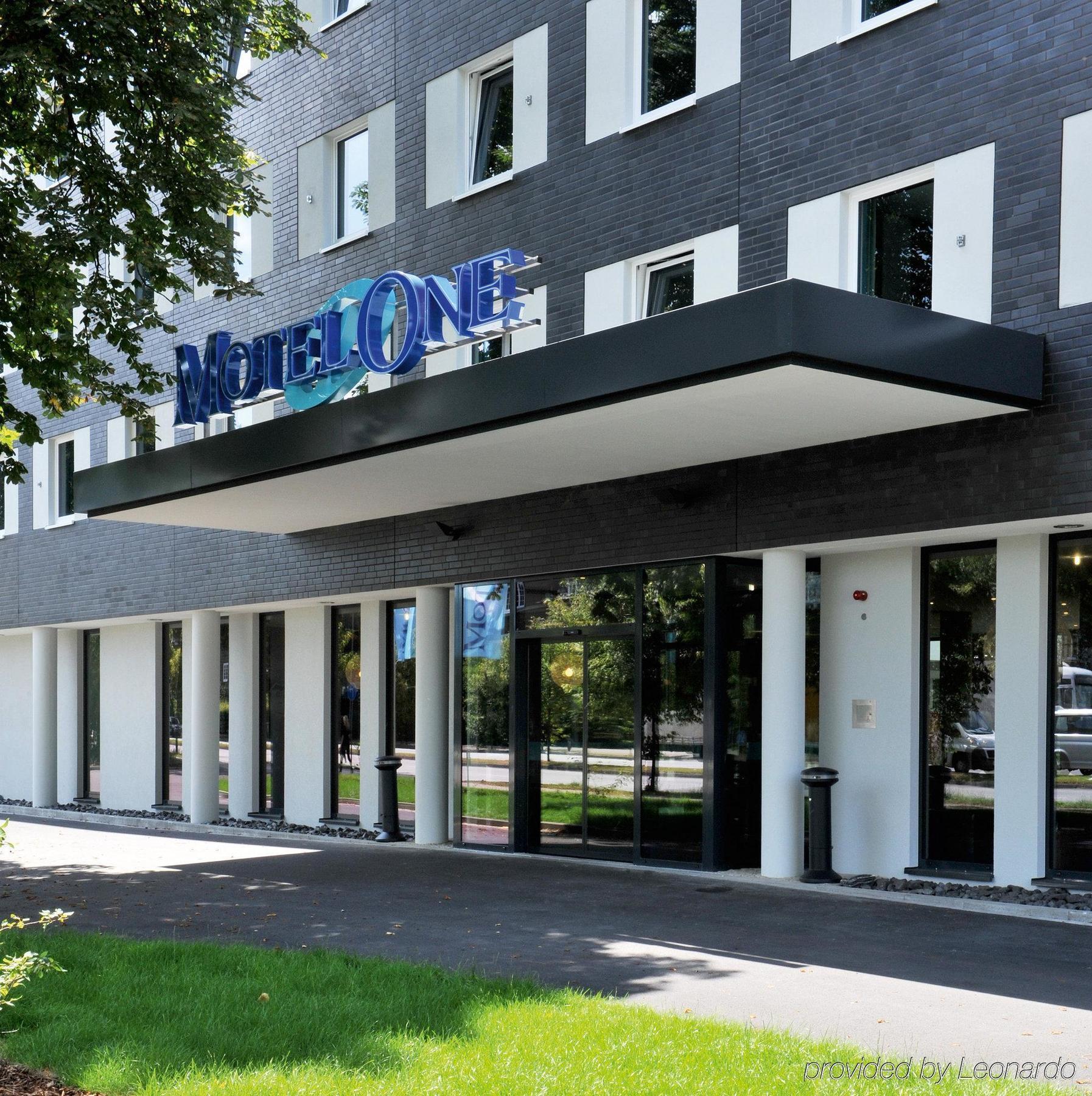 One Airport Hotel 3*